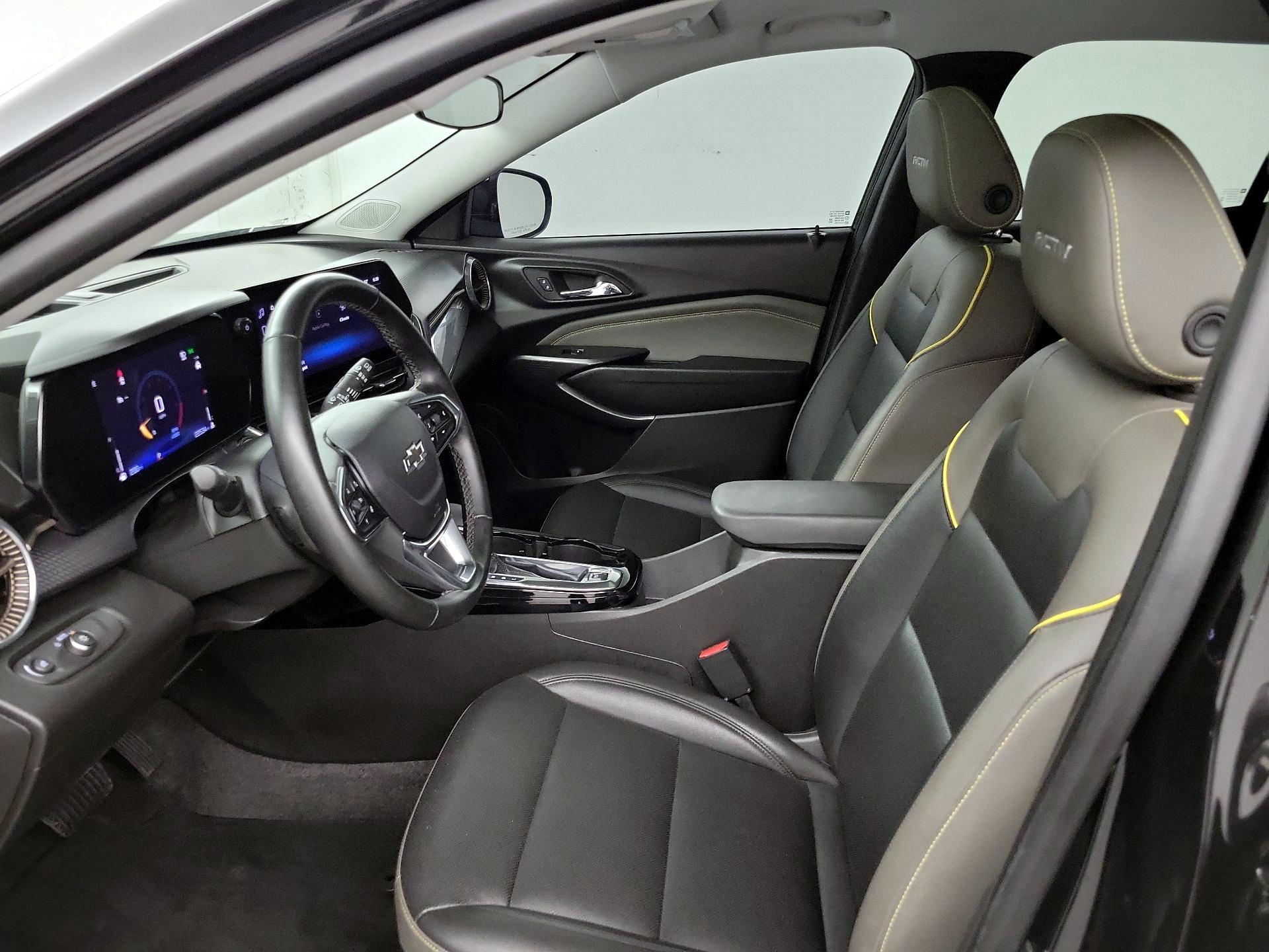 Thumbnail: 2025 Chevrolet Trax - 11