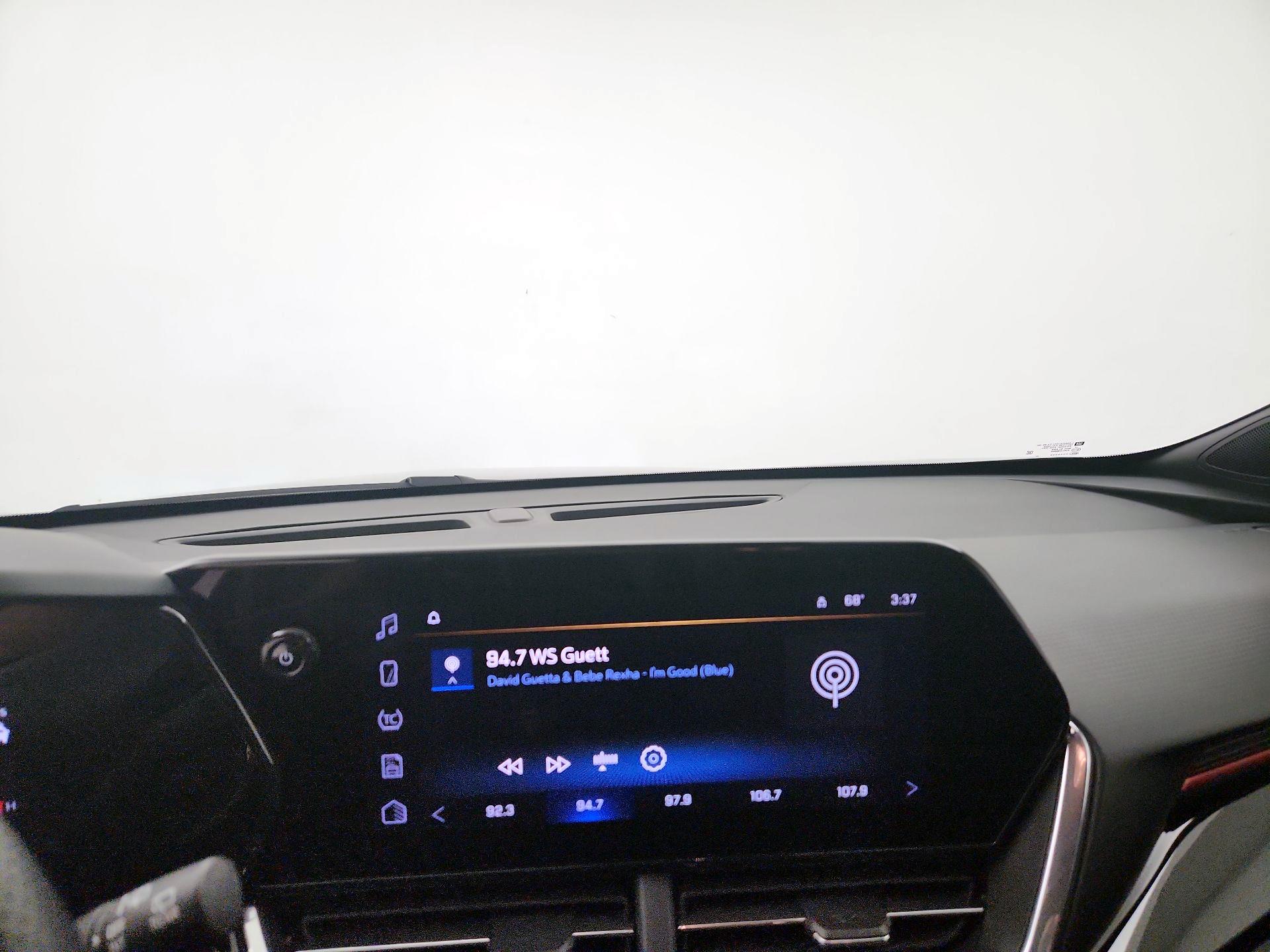 Thumbnail: 2024 Chevrolet Trax - 15