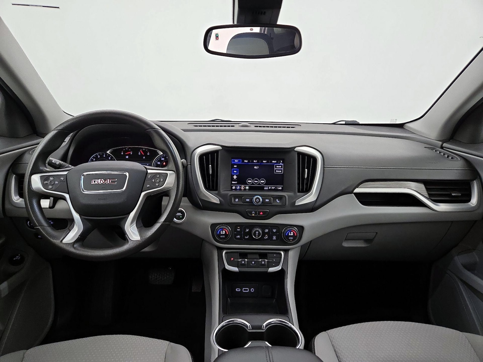 2023 GMC Terrain SLE - Photo 10