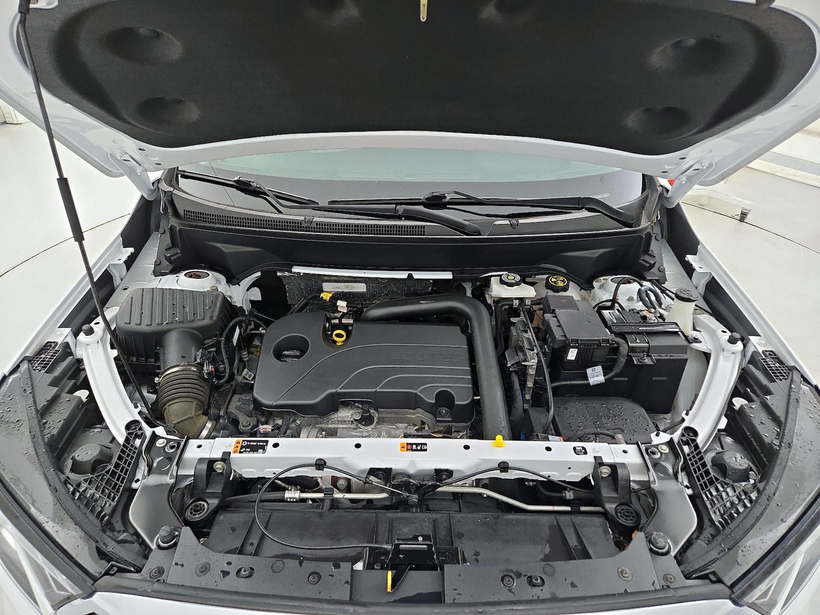 2023 GMC Terrain SLE - Photo 22
