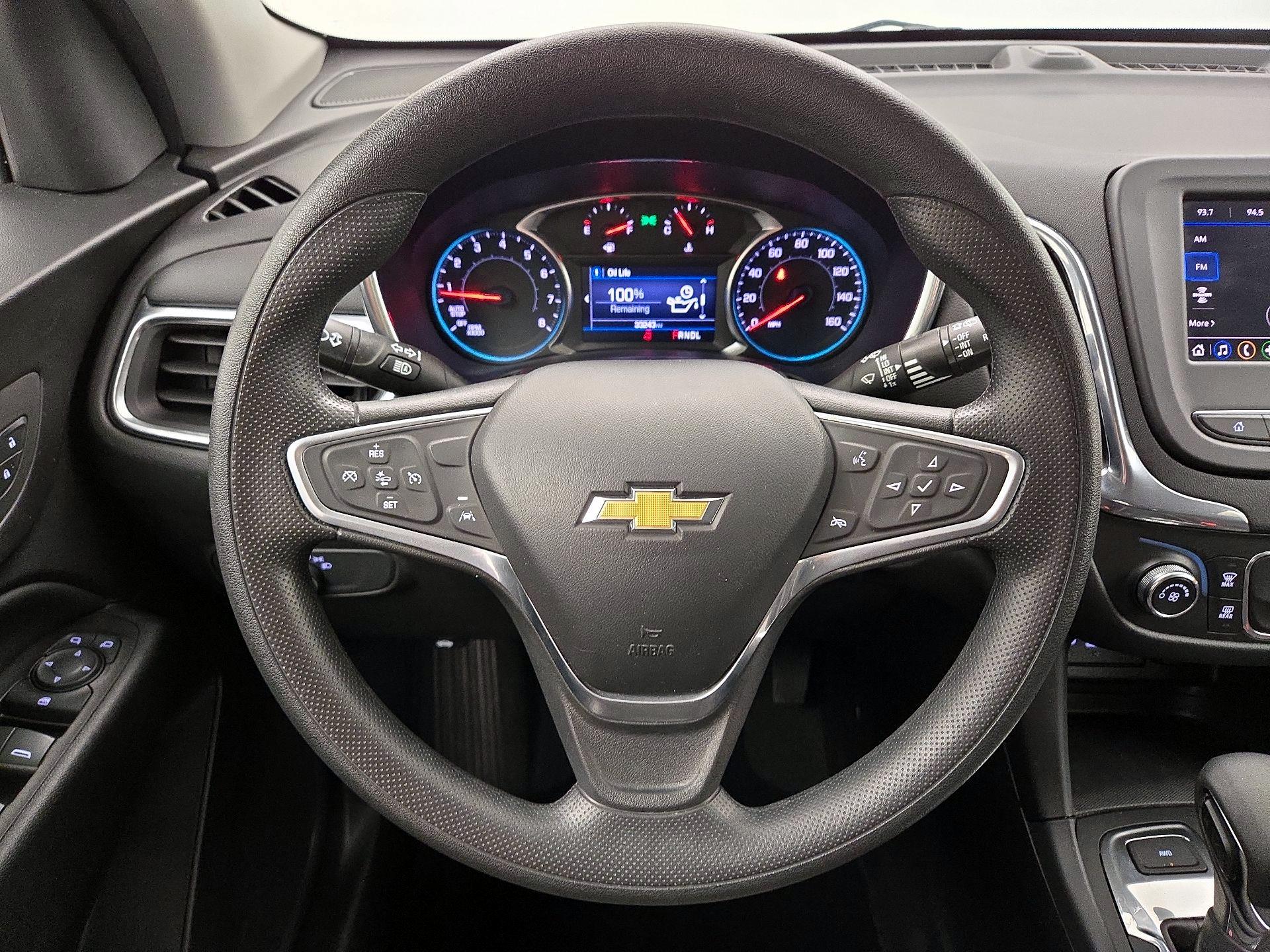 Thumbnail: 2022 Chevrolet Equinox - 10