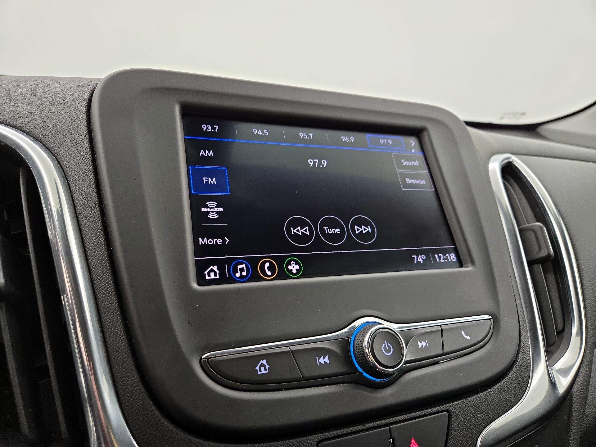 Thumbnail: 2022 Chevrolet Equinox - 15