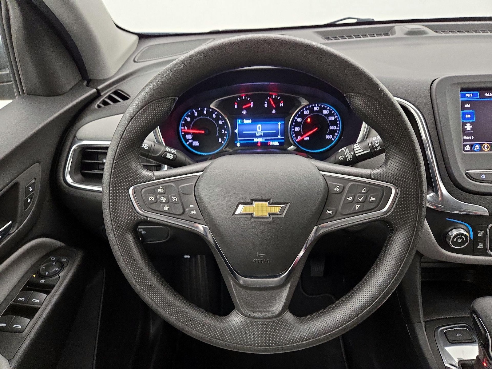 2023 Chevrolet Equinox LT - Photo 11