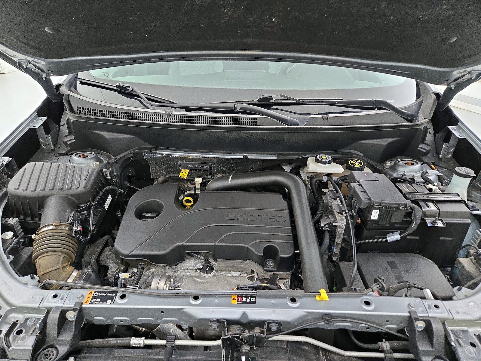 2023 Chevrolet Equinox LT - Photo 22