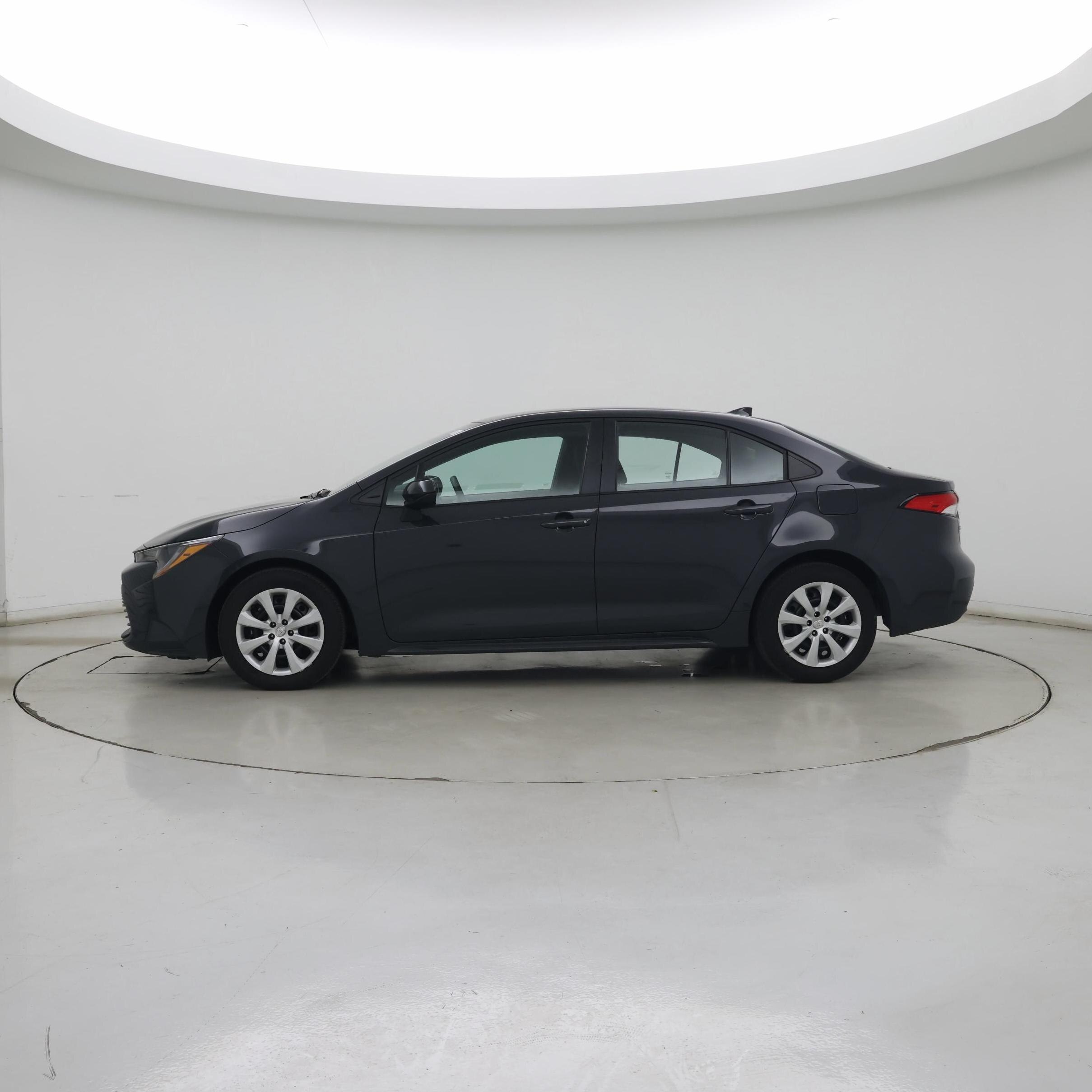 Thumbnail: 2025 Toyota Corolla - 3