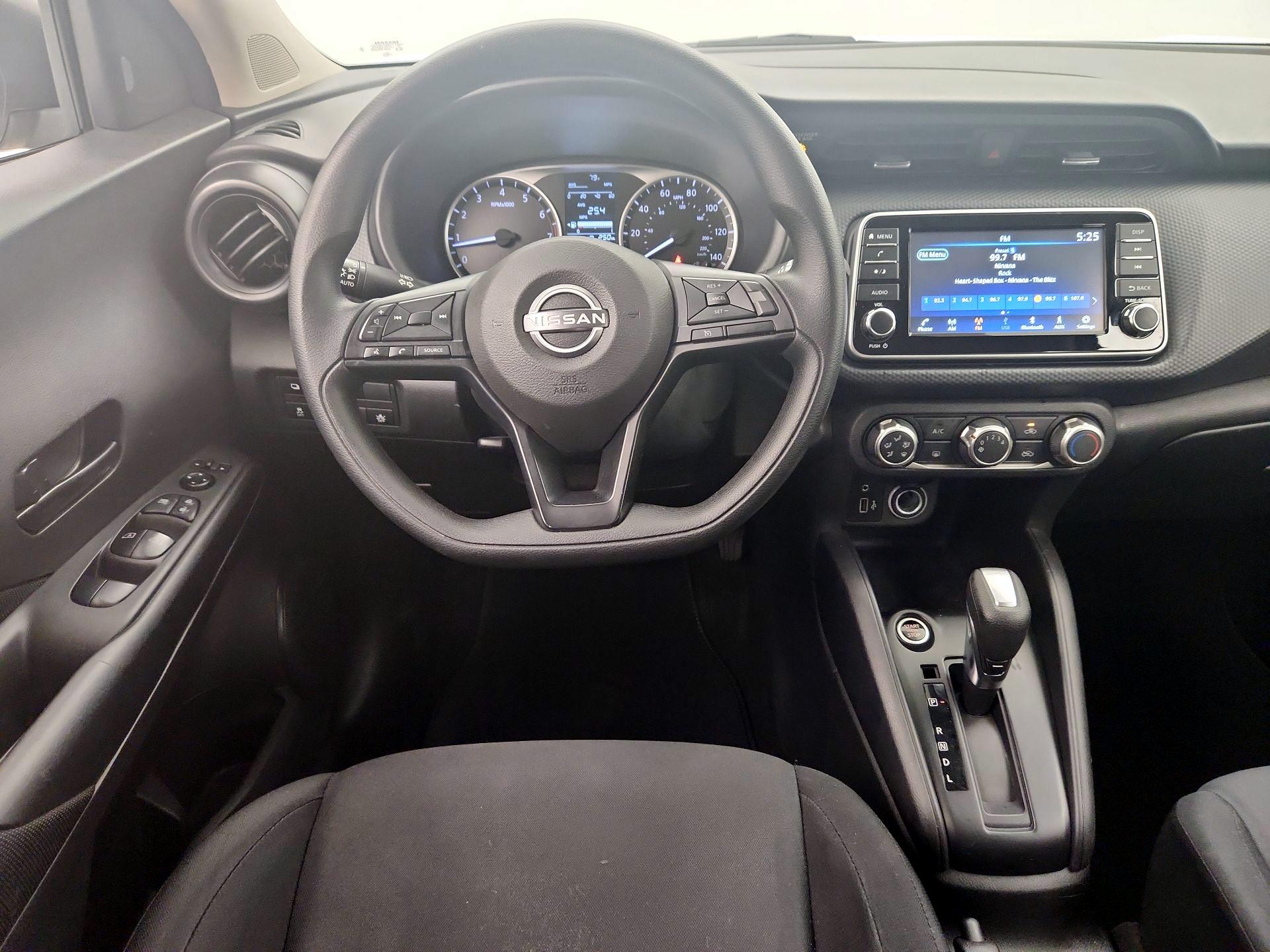 Thumbnail: 2023 Nissan Kicks - 10