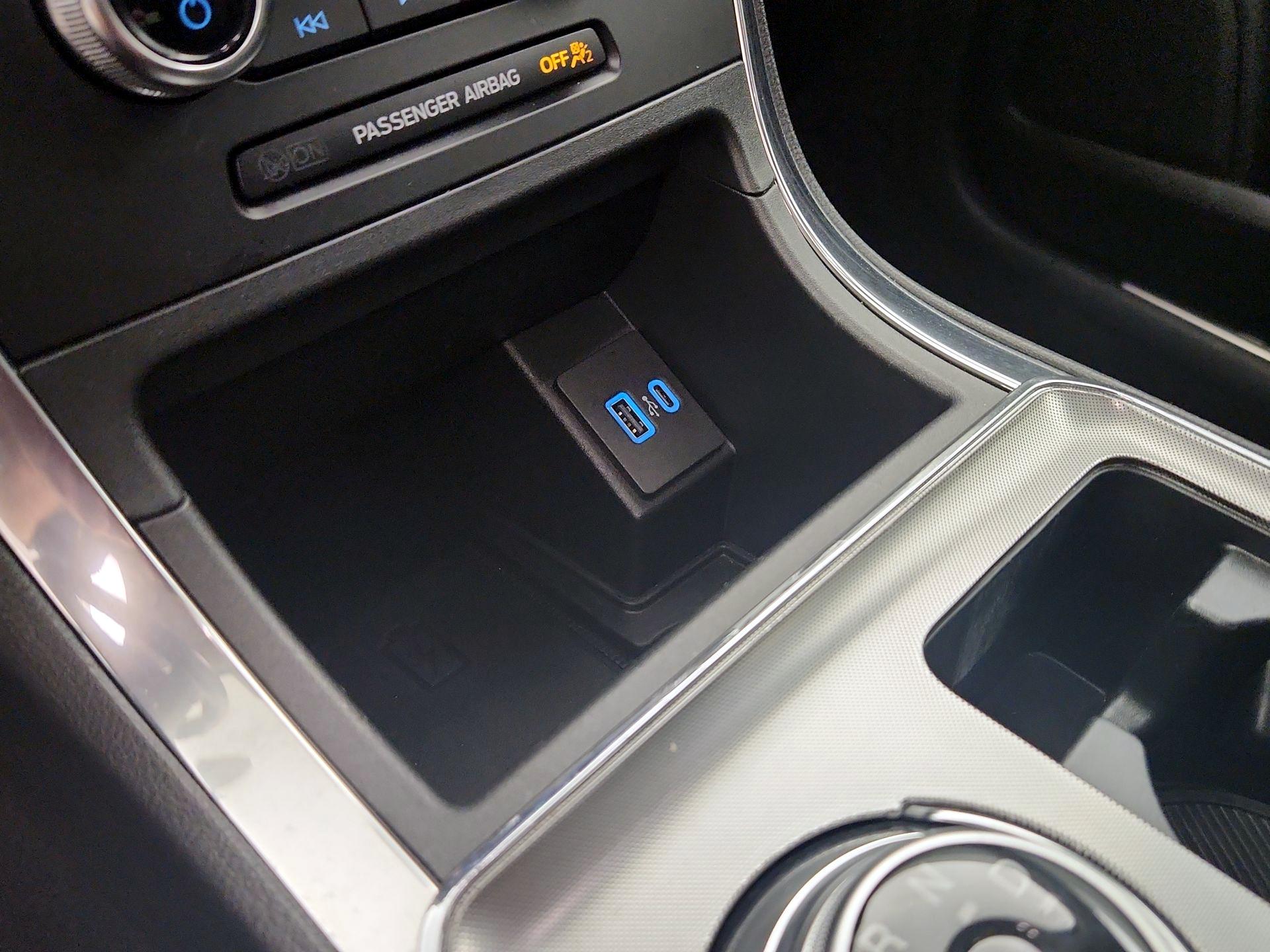 Thumbnail: 2024 Ford Edge - 18