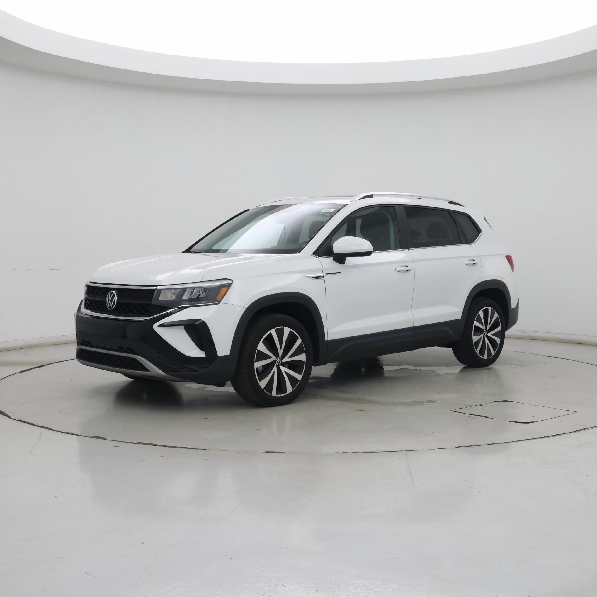 Thumbnail: 2022 Volkswagen Taos - 4