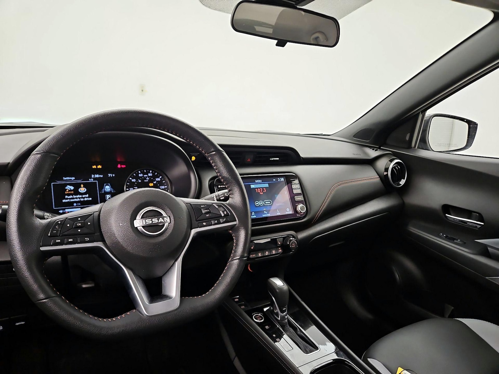 2023 Nissan Kicks SR - Photo 11