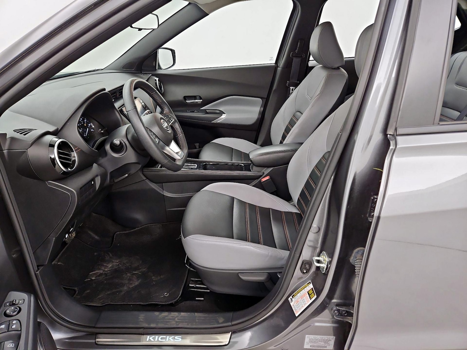 2023 Nissan Kicks SR - Photo 12
