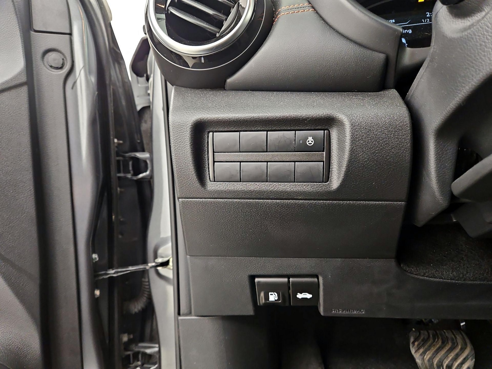 2023 Nissan Kicks SR - Photo 14