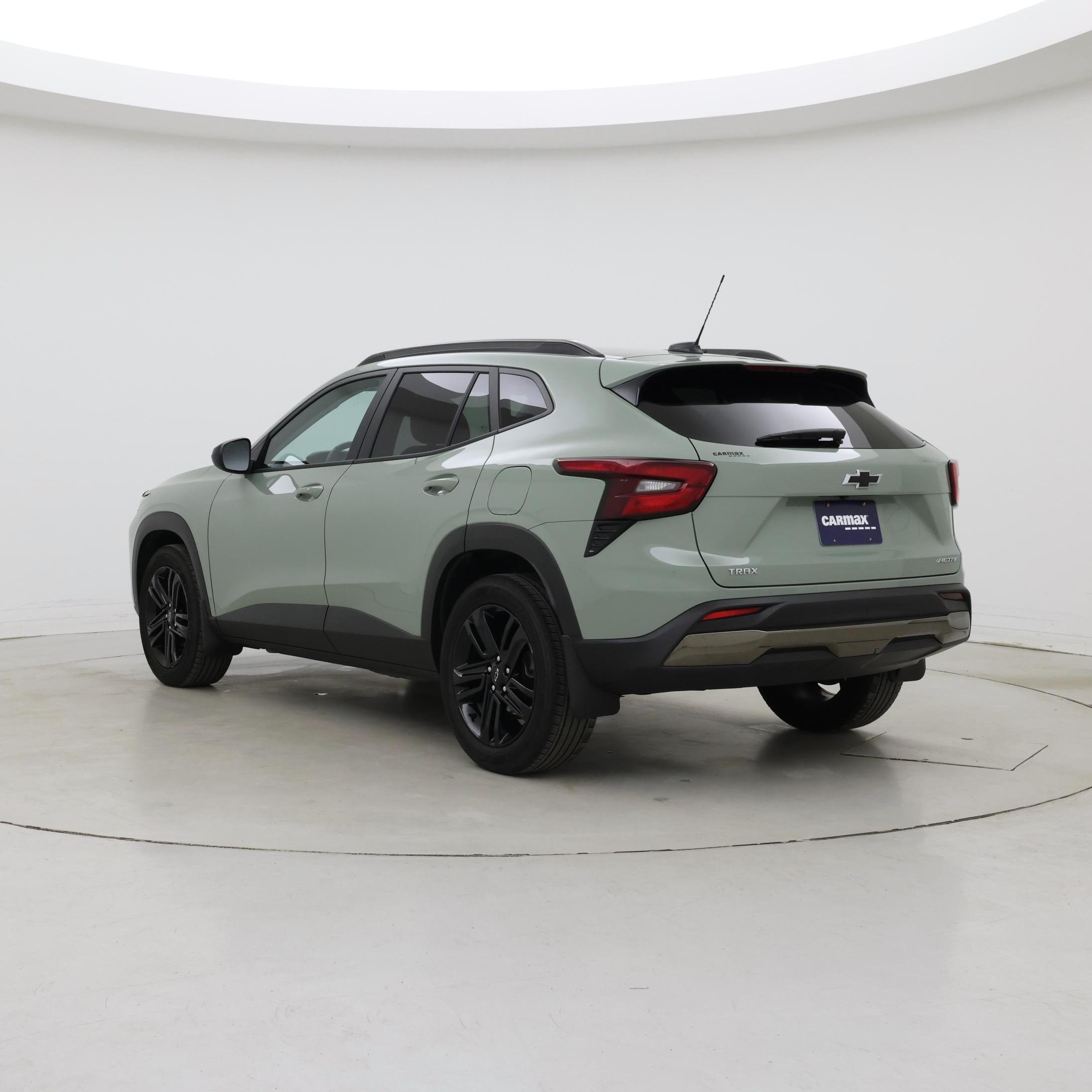 Thumbnail: 2025 Chevrolet Trax - 2