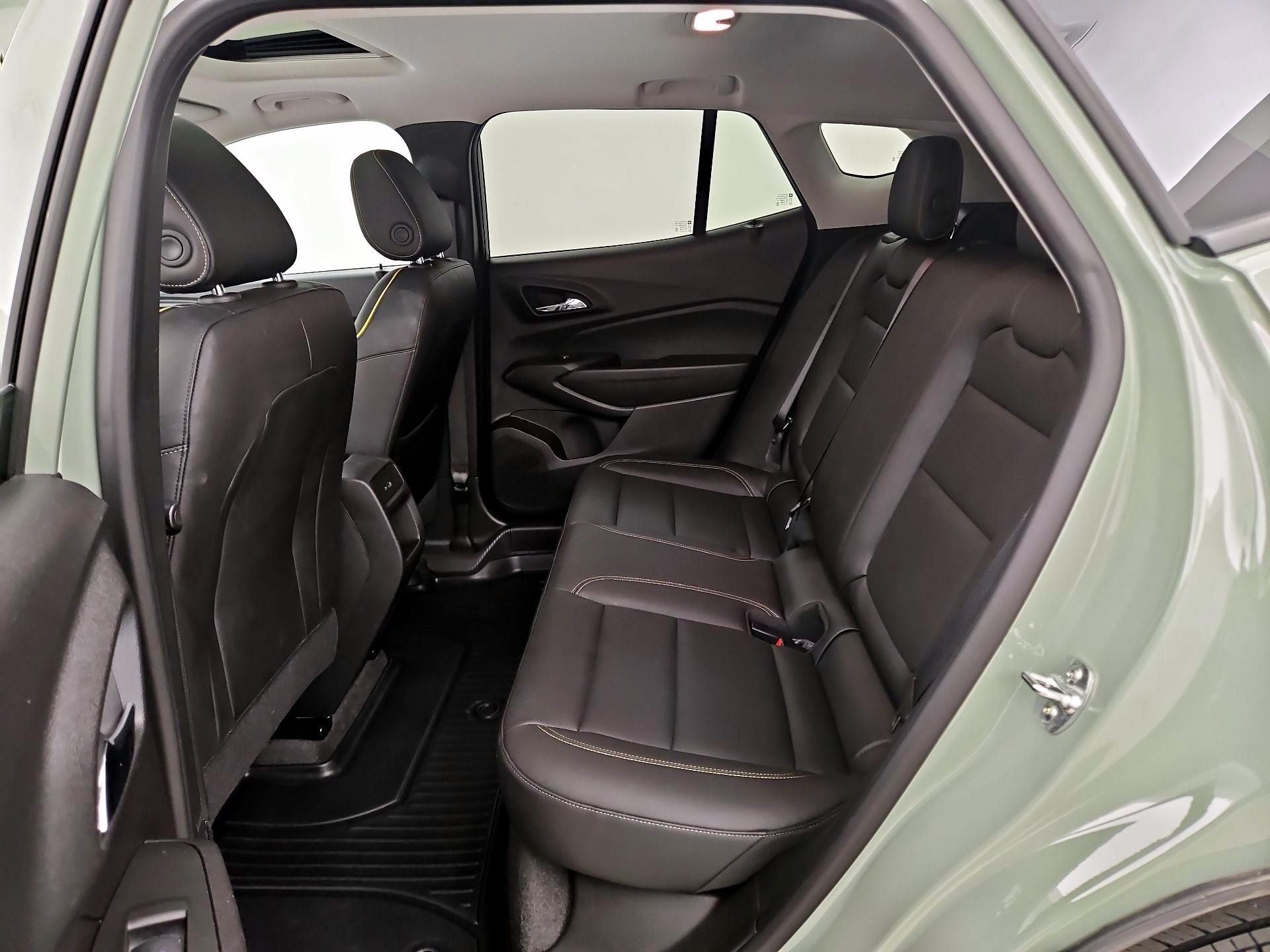 Thumbnail: 2025 Chevrolet Trax - 20