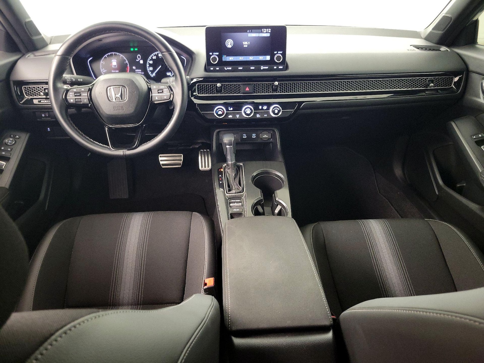 2025 Honda Civic Hatchback Sport - Photo 8