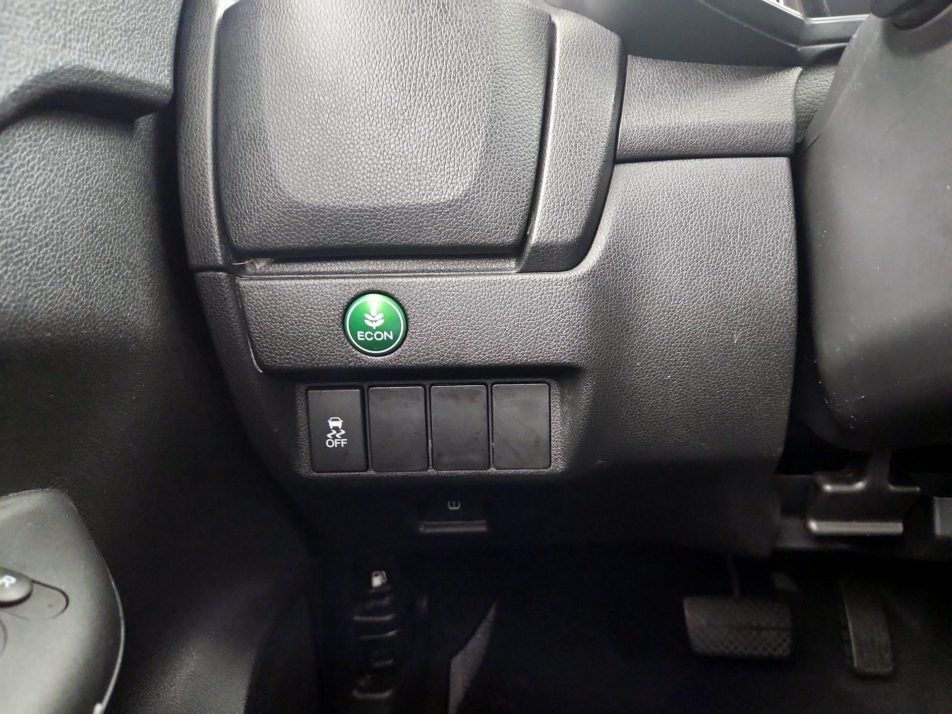 Thumbnail: 2016 Honda Fit - 13