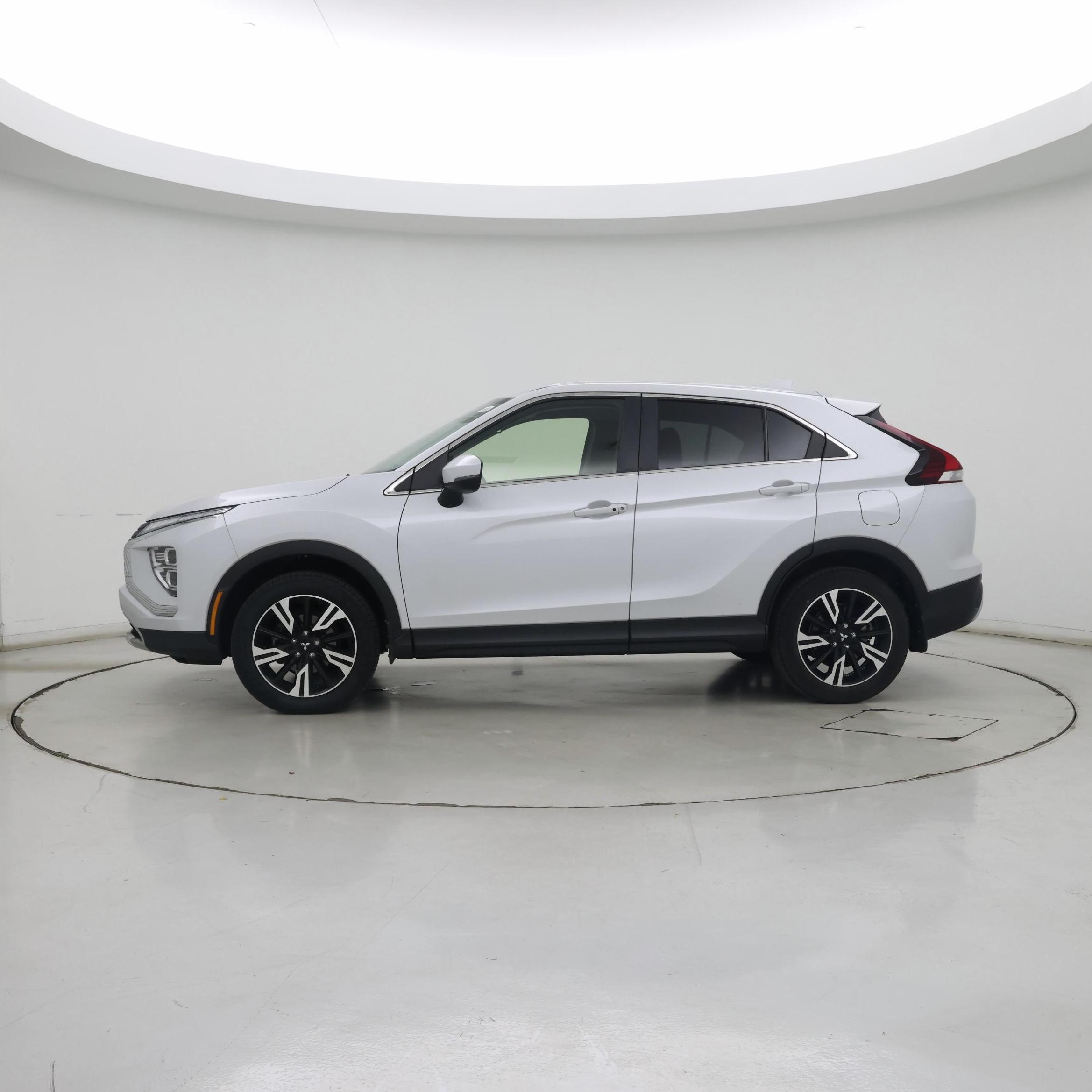 Thumbnail: 2024 Mitsubishi Eclipse Cross - 3