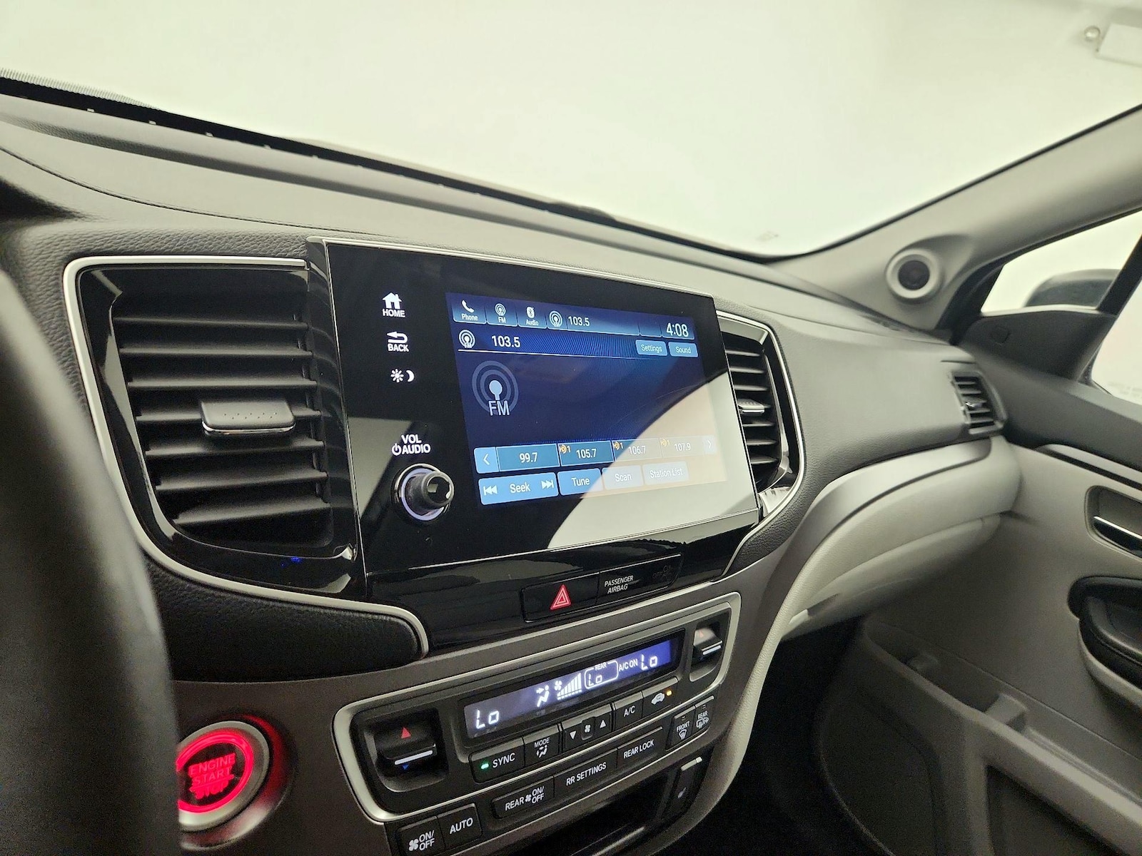 2022 Honda Pilot SE - Photo 13