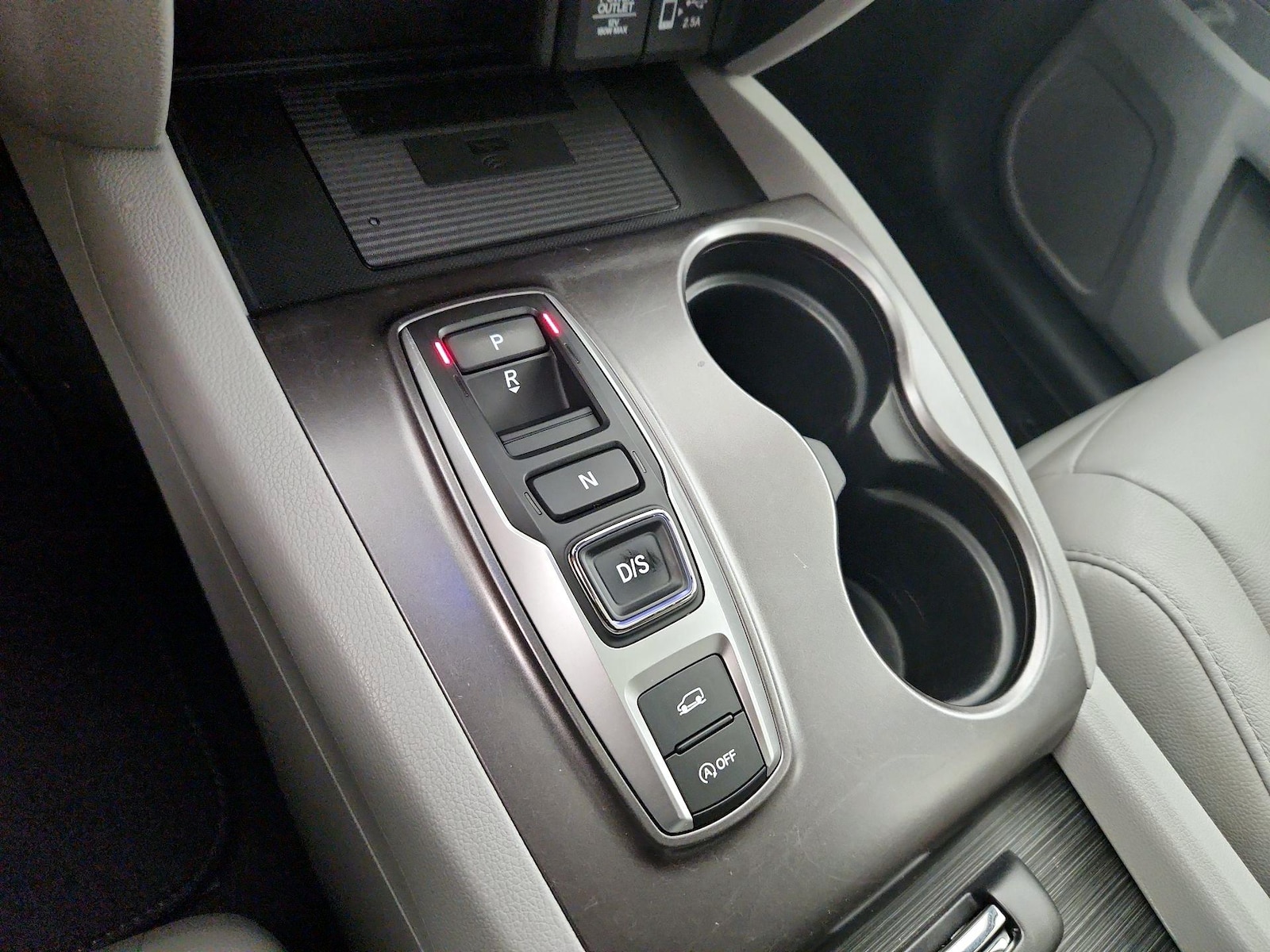2022 Honda Pilot SE - Photo 15