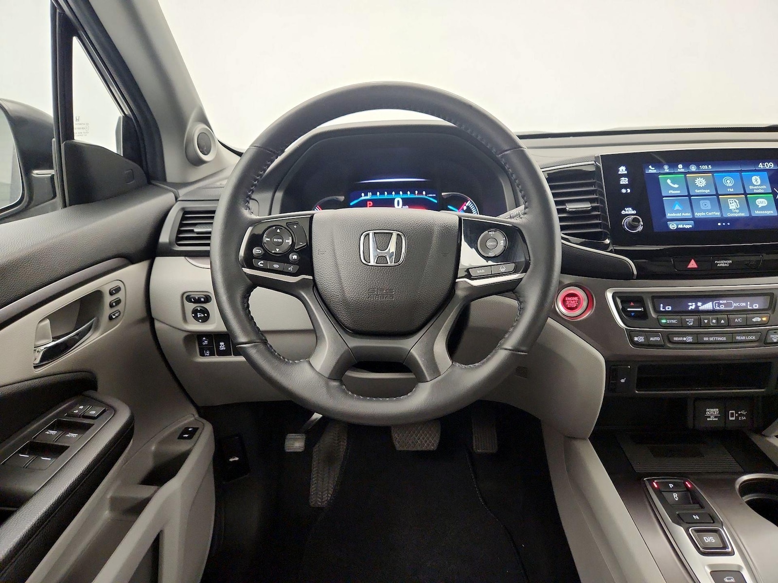2022 Honda Pilot SE - Photo 9