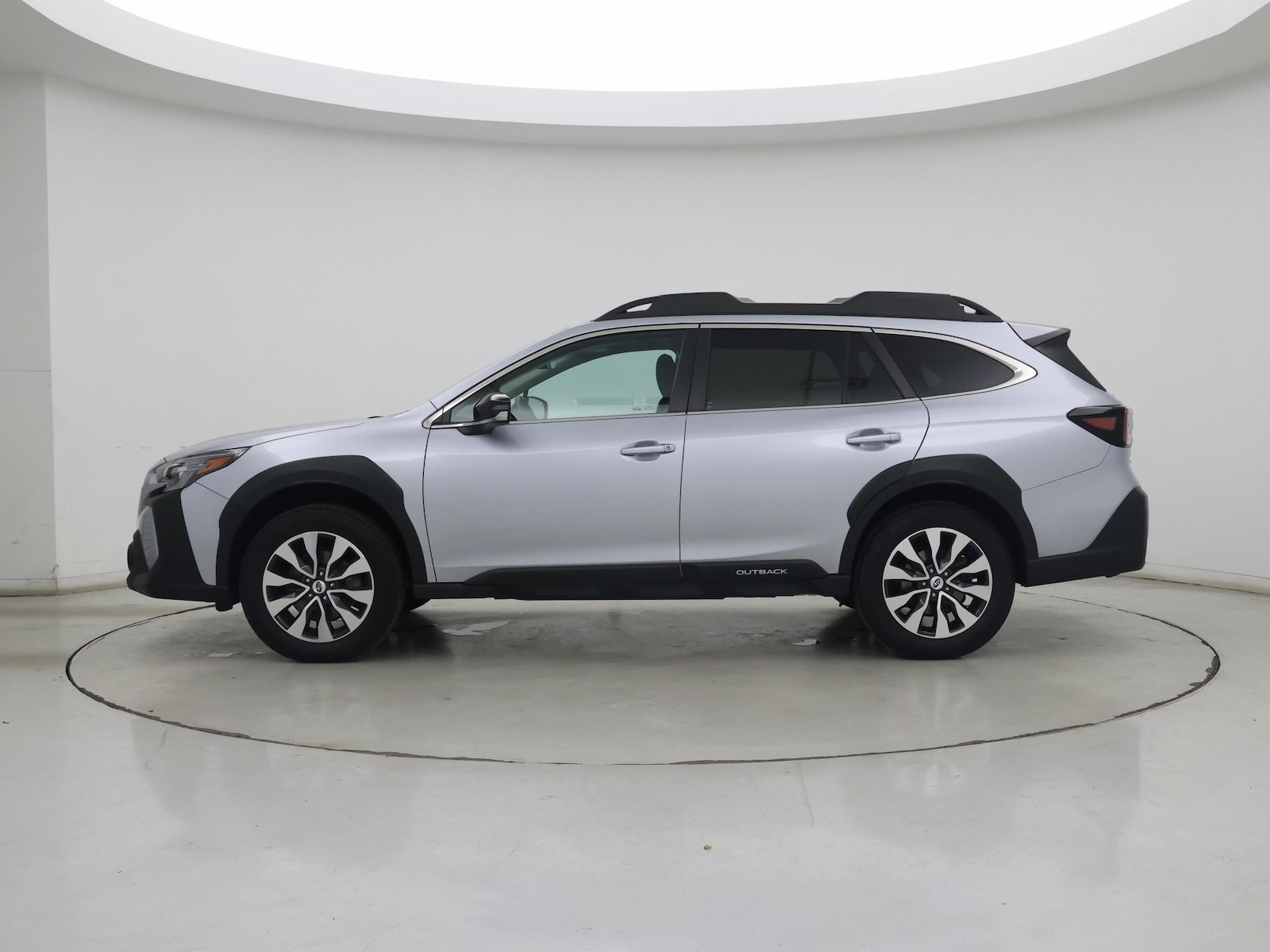 2024 Subaru Outback Limited - Photo 4