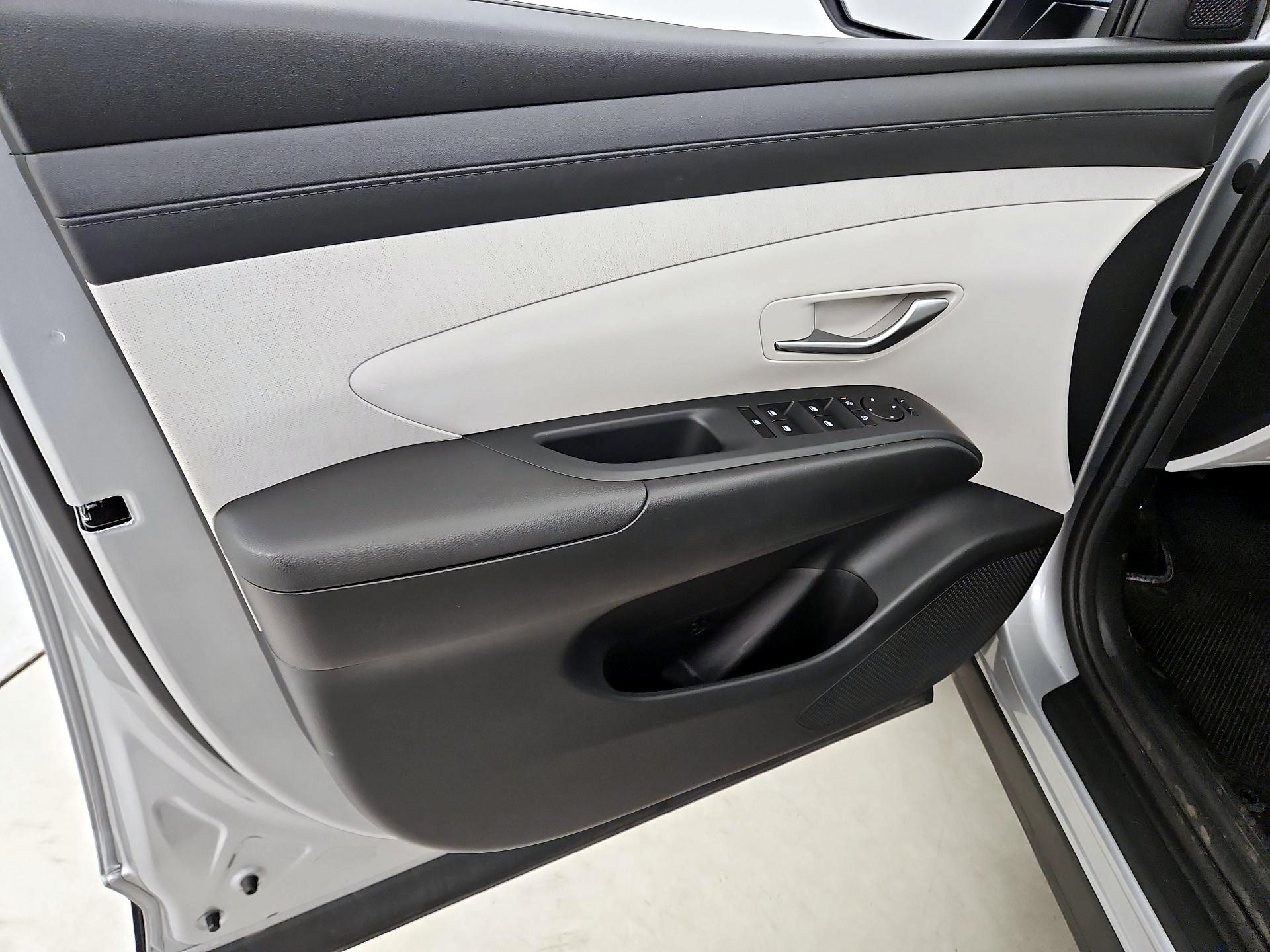 Thumbnail: 2025 Hyundai Tucson - 12