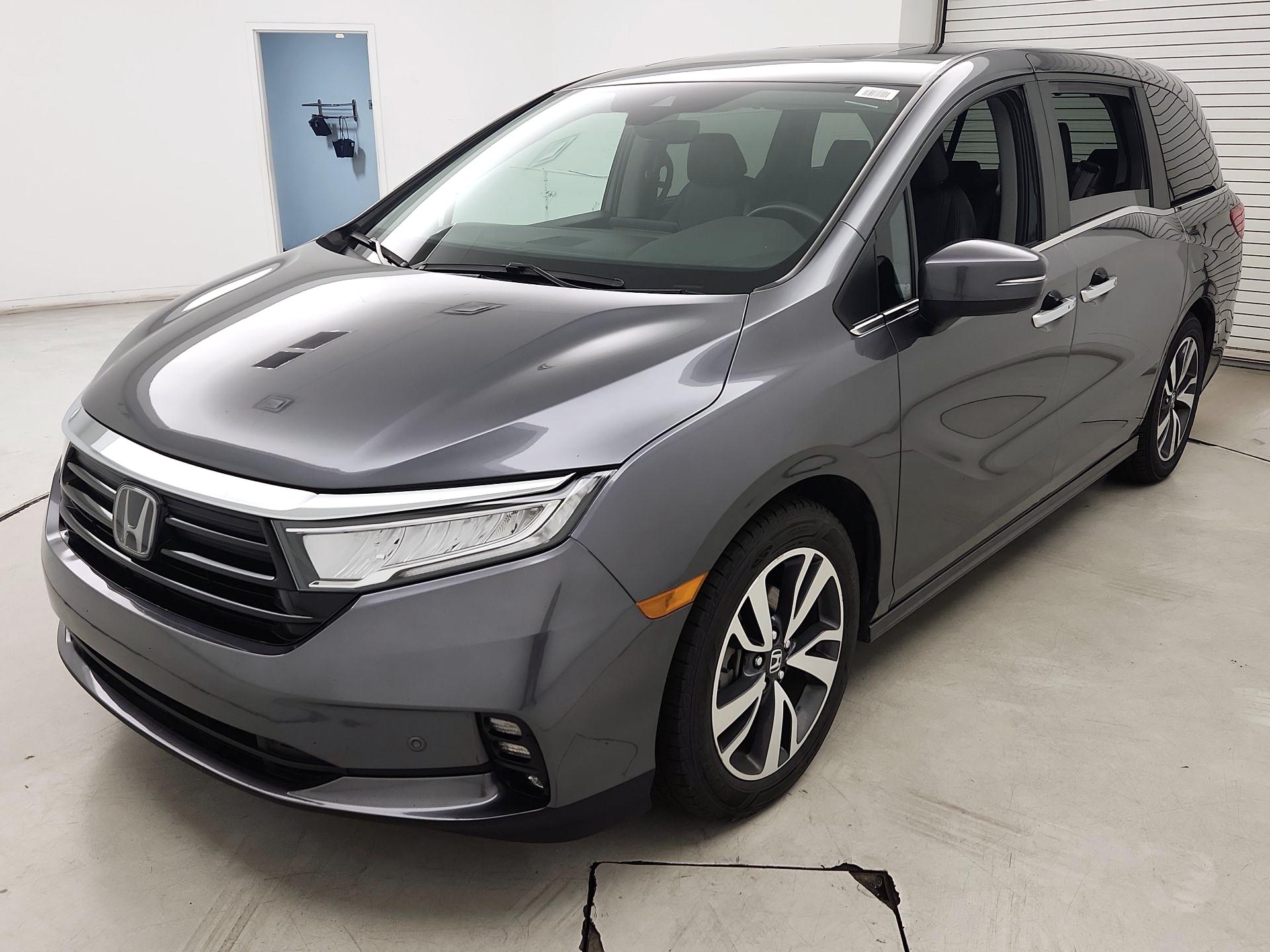 Thumbnail: 2022 Honda Odyssey - 3