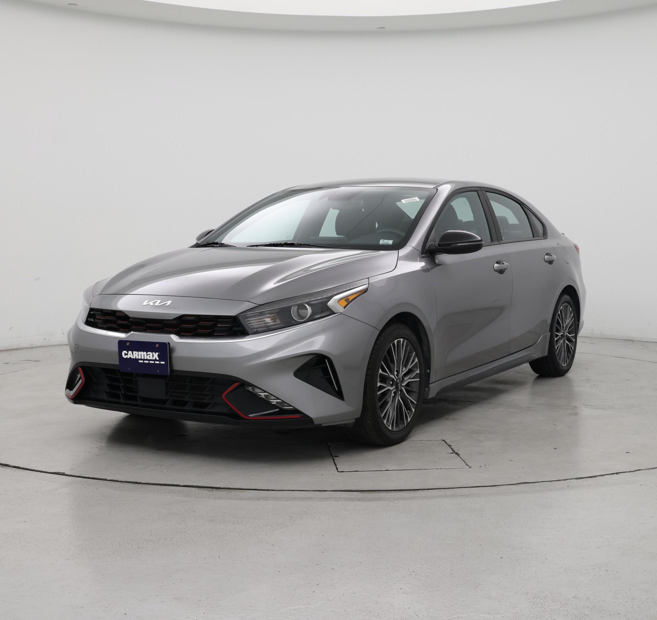 Thumbnail: 2024 Kia Forte - 4
