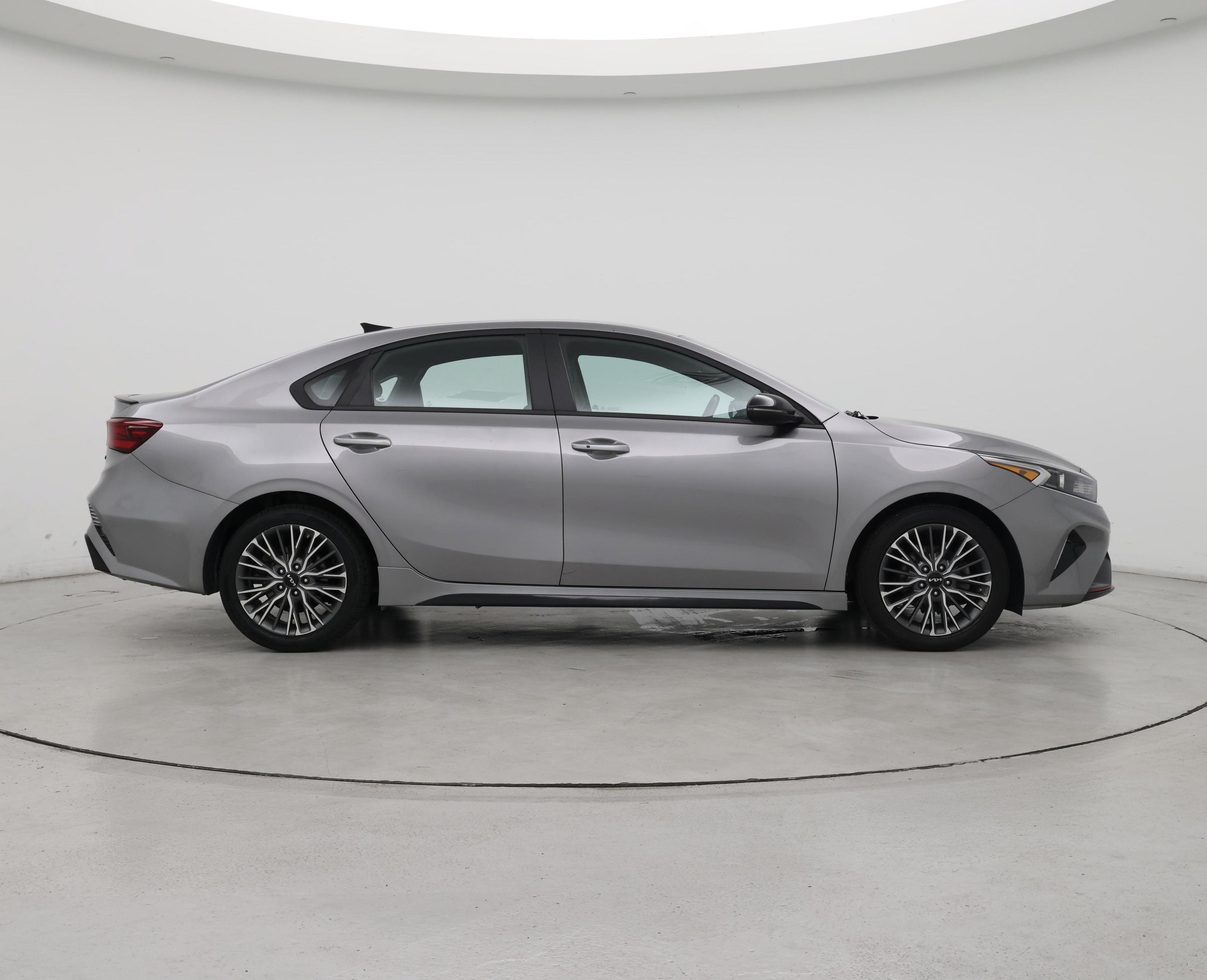 Thumbnail: 2024 Kia Forte - 7