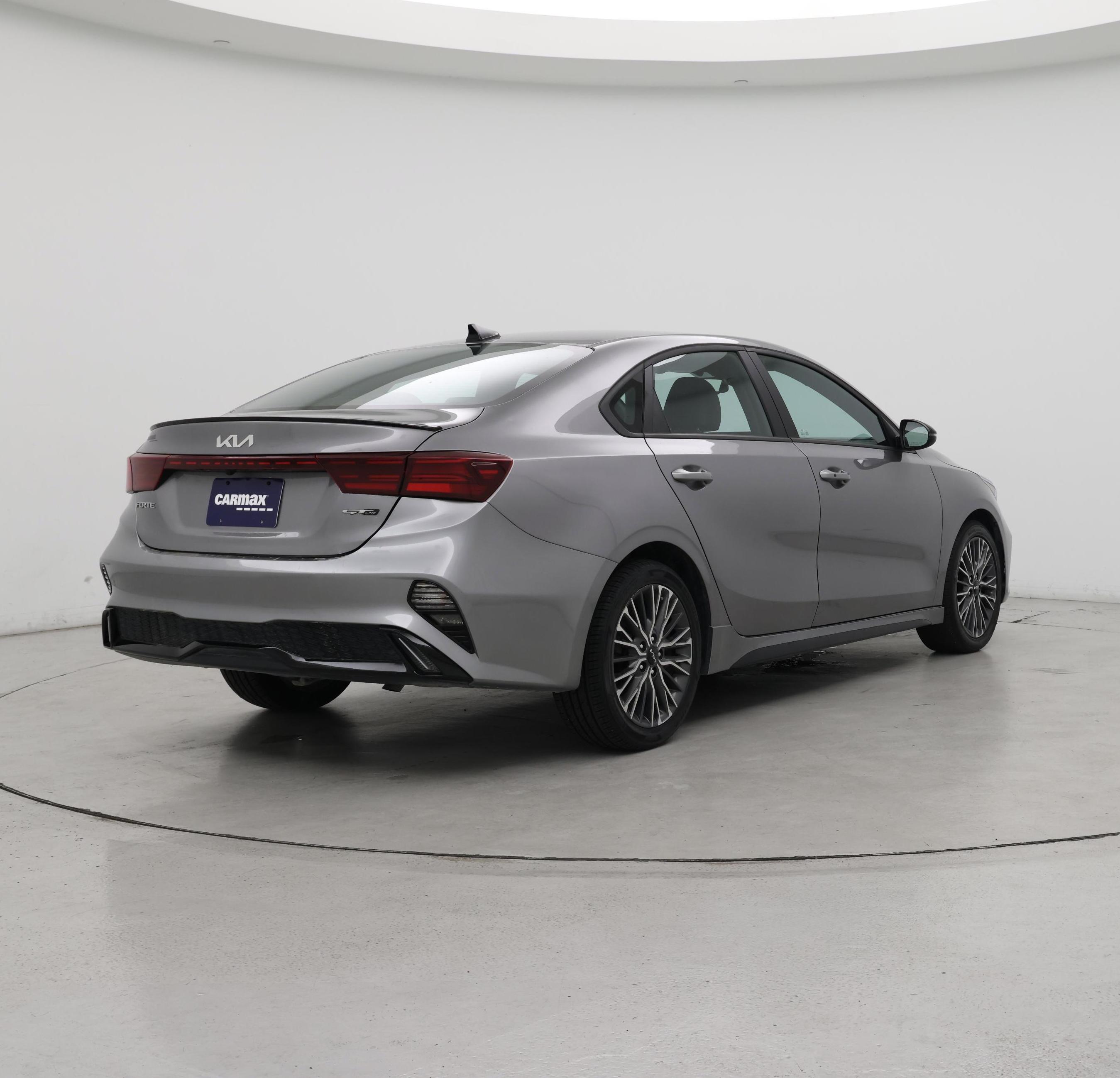 Thumbnail: 2024 Kia Forte - 8