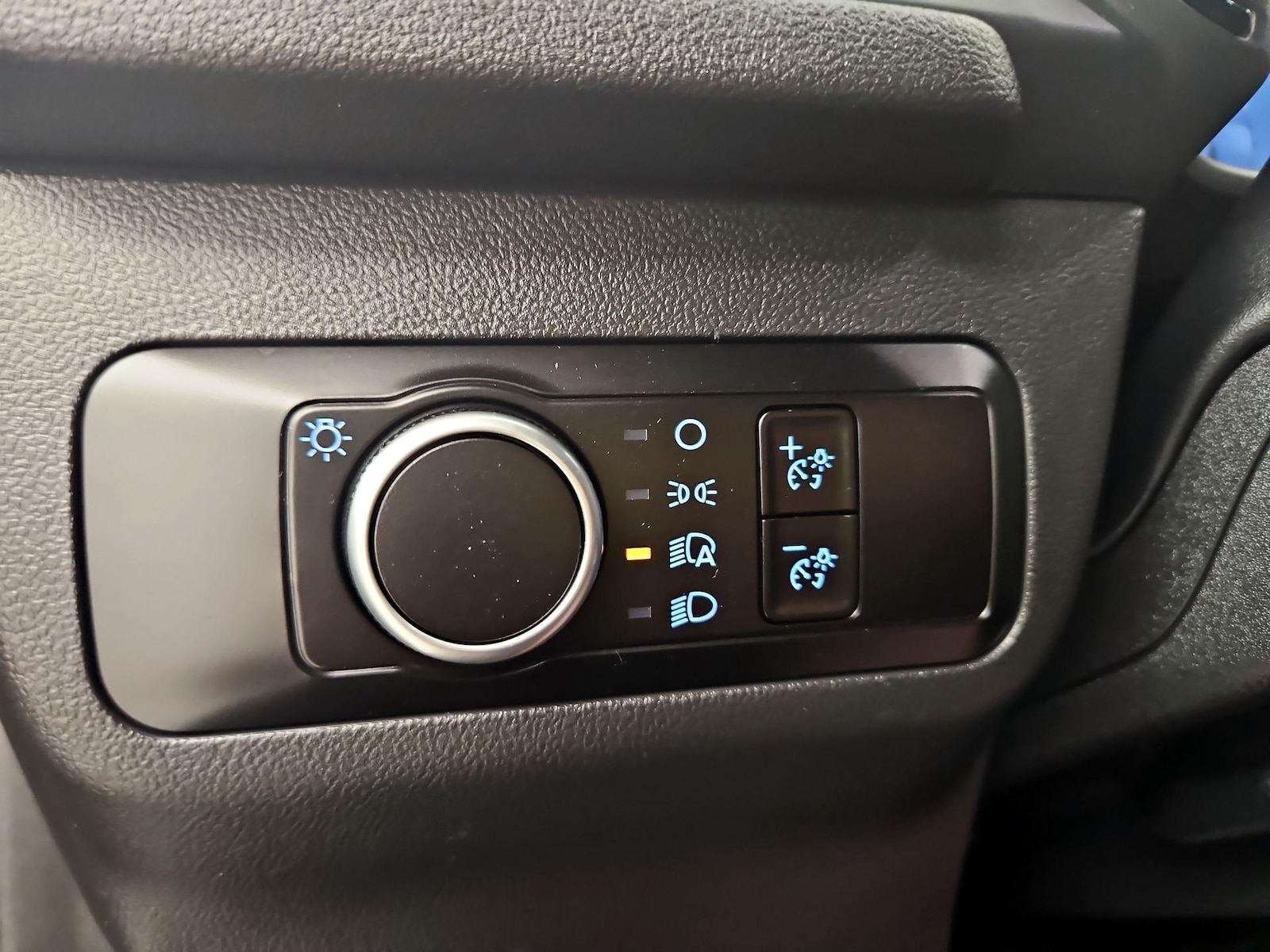 2025 Ford Escape ST-Line - Photo 14