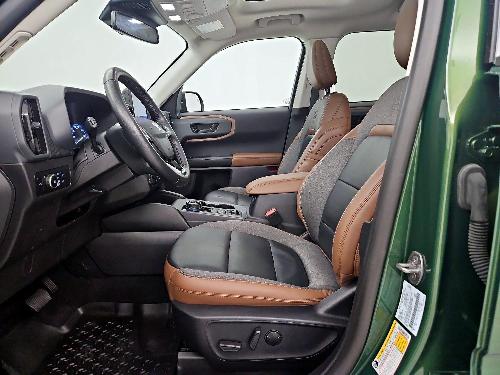 Thumbnail: 2023 Ford Bronco Sport - 11