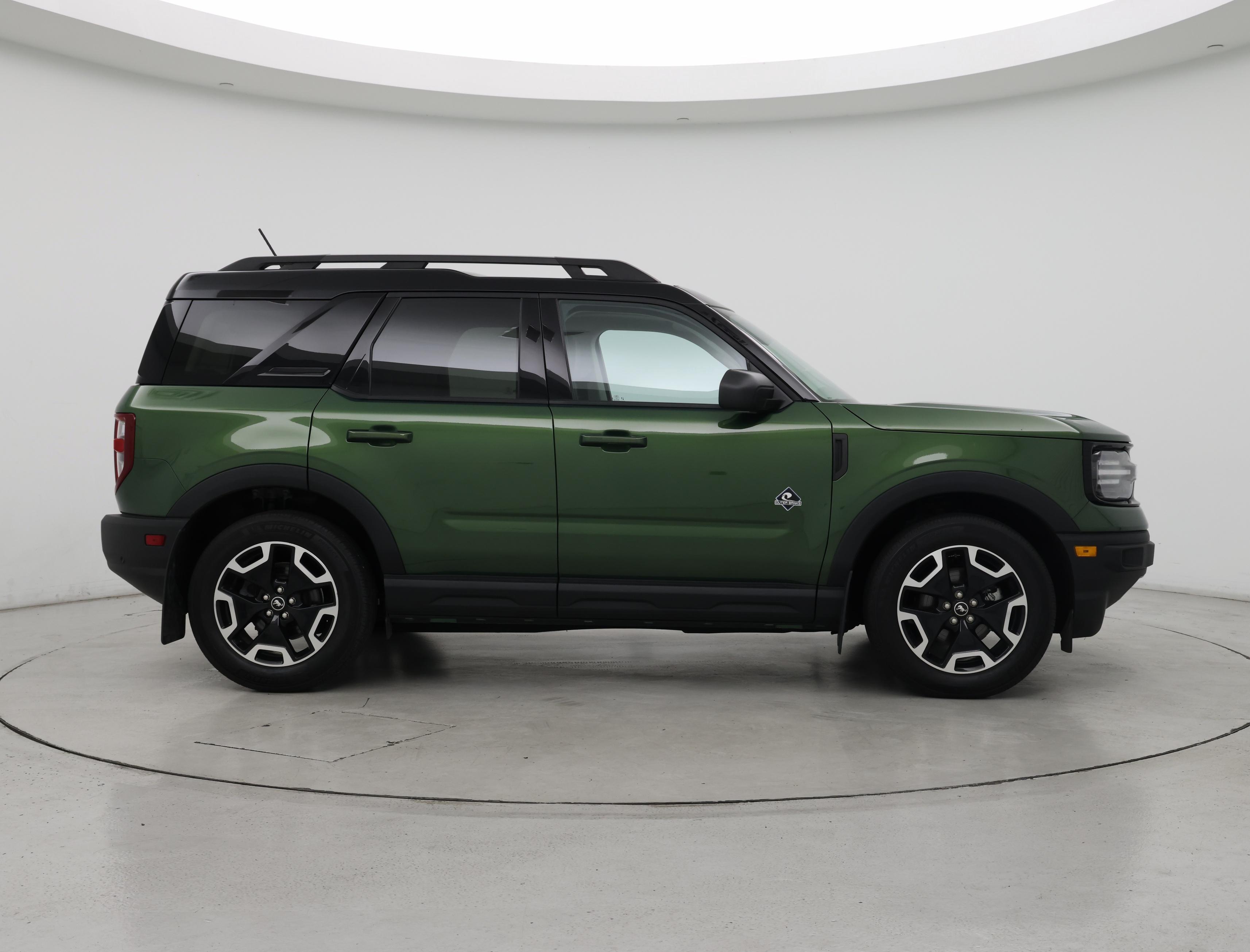Thumbnail: 2023 Ford Bronco Sport - 7