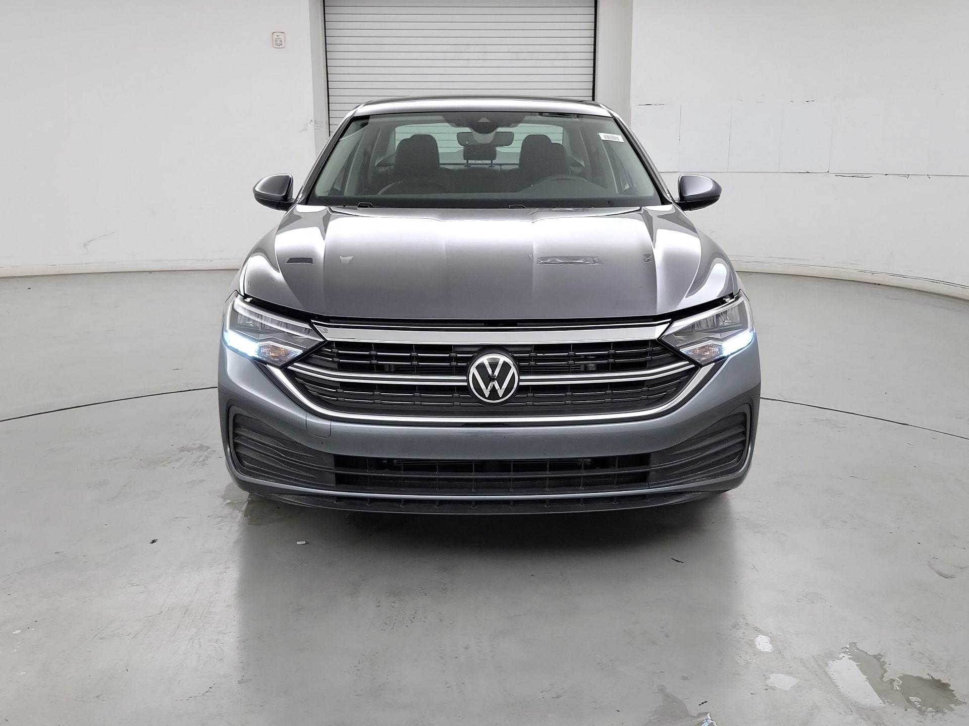 Thumbnail: 2024 Volkswagen Jetta - 2