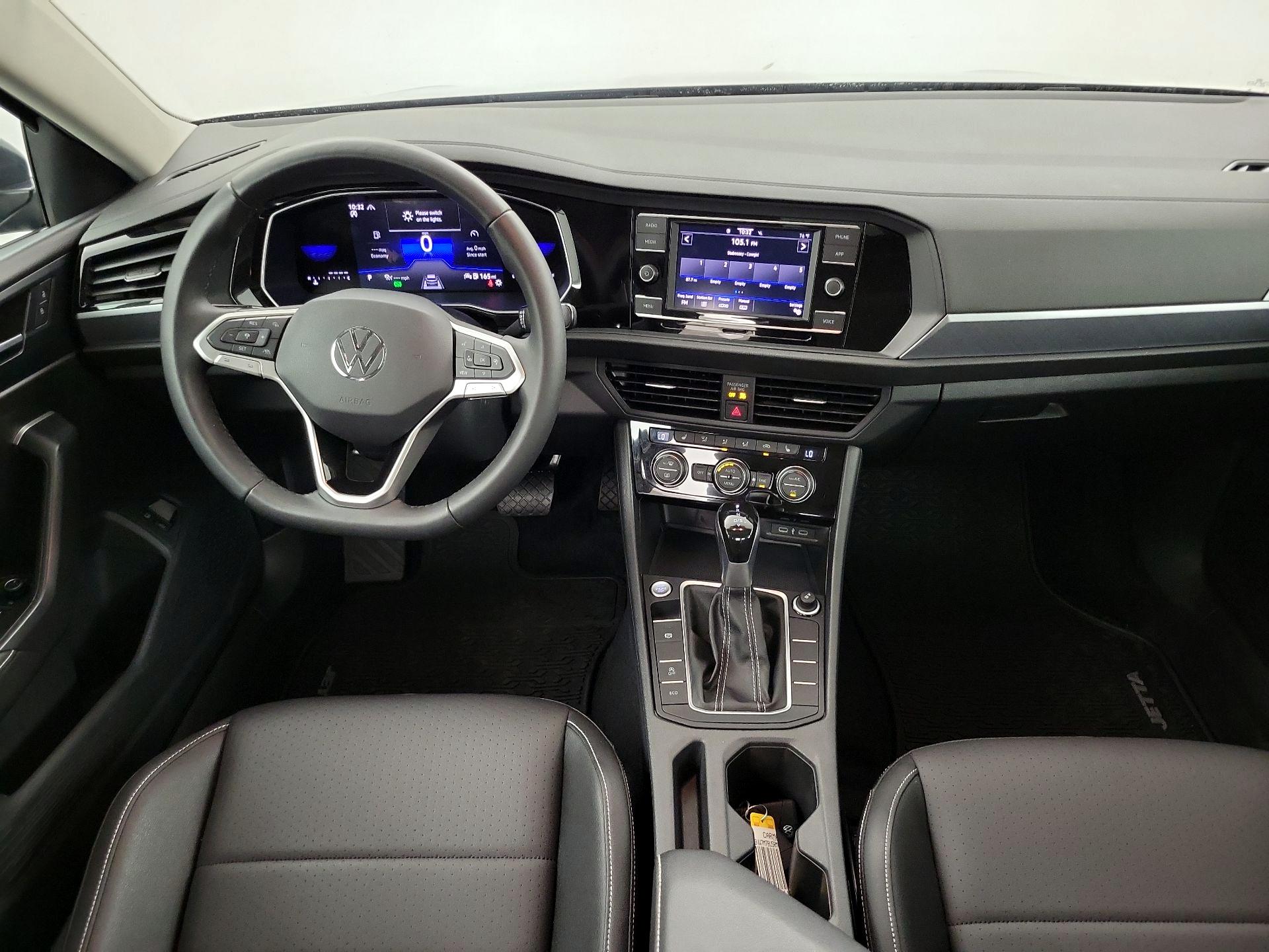 Thumbnail: 2024 Volkswagen Jetta - 8