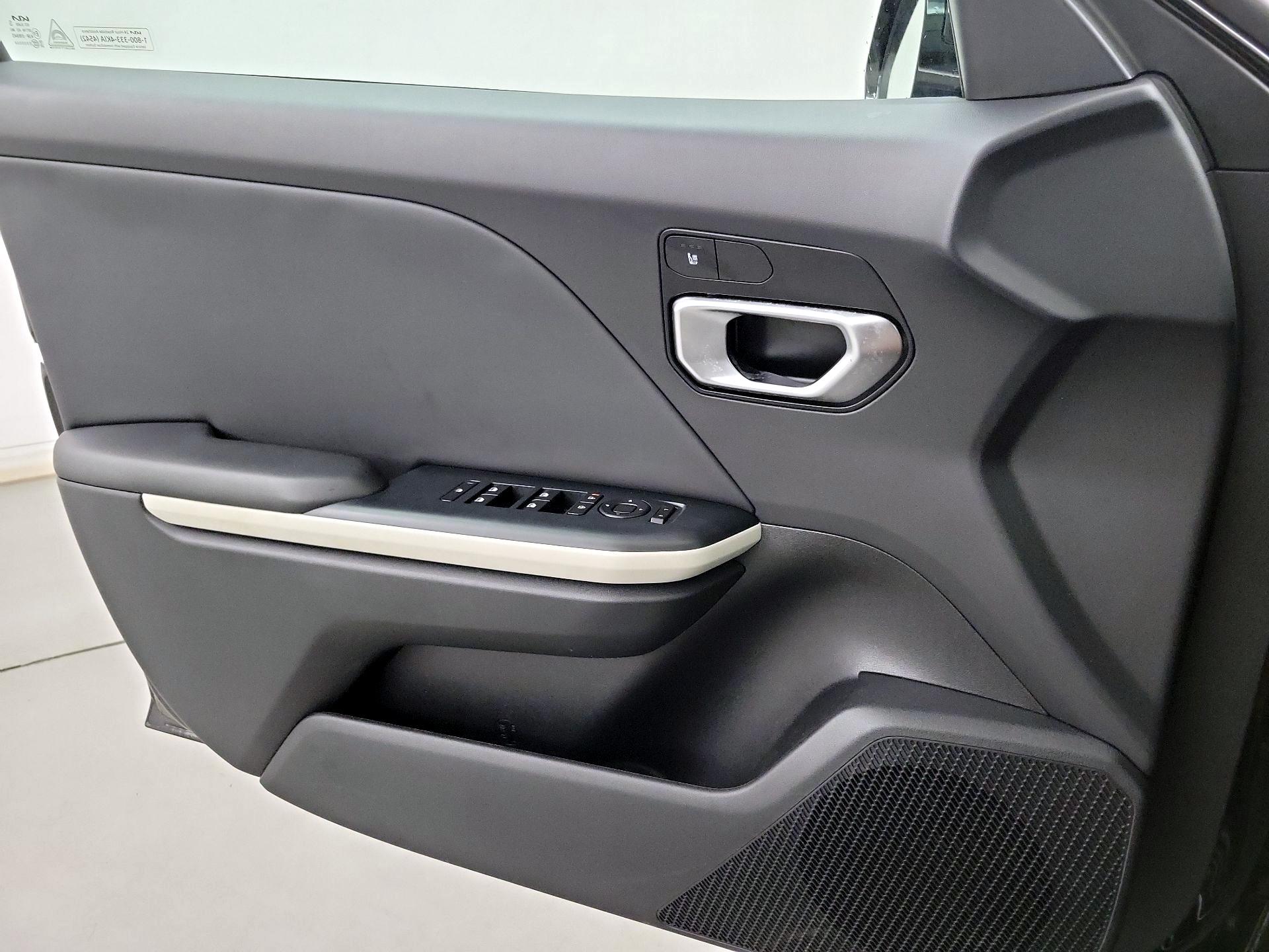 Thumbnail: 2025 Kia K4 - 10