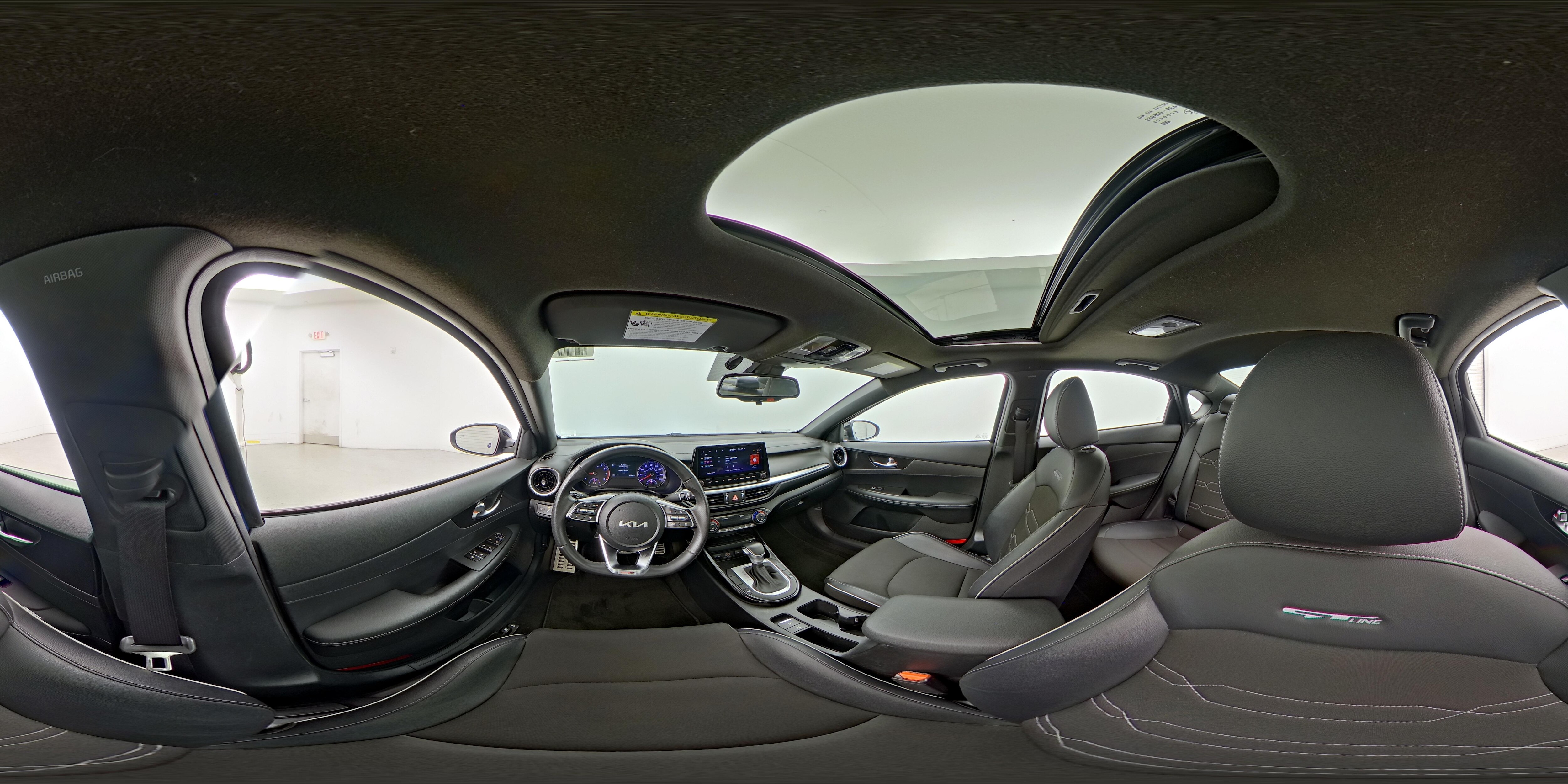 2024 Kia Forte GT-Line - Photo 29