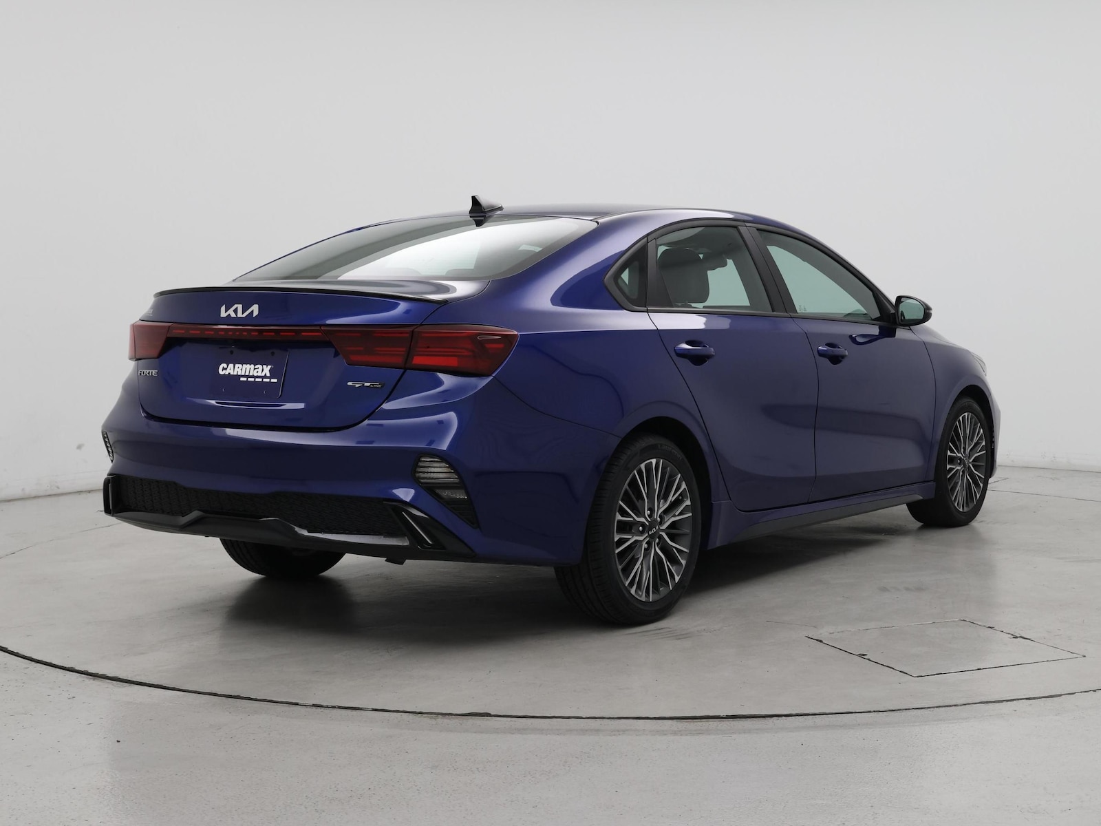 2024 Kia Forte GT-Line - Photo 9