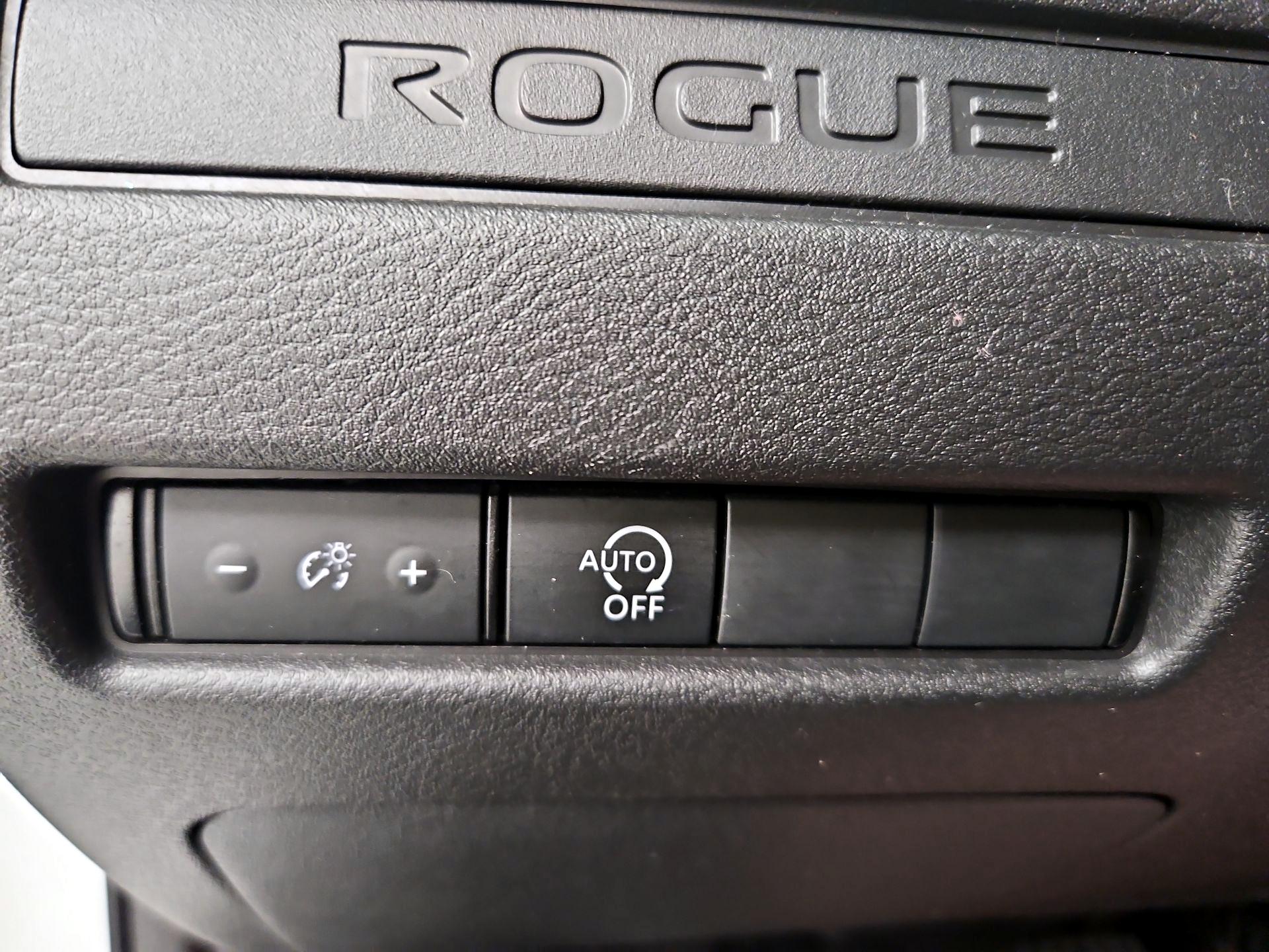 Thumbnail: 2023 Nissan Rogue - 13