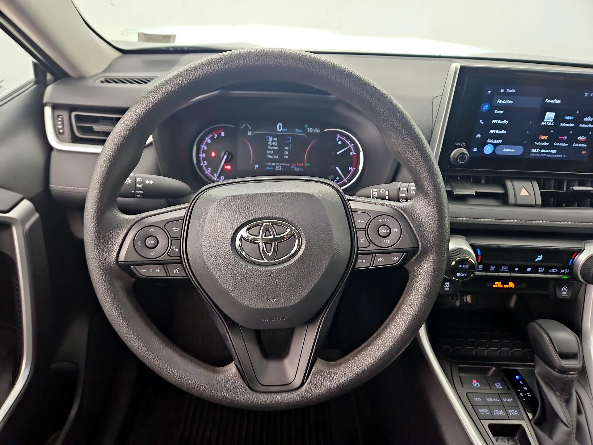 Thumbnail: 2025 Toyota RAV4 - 10
