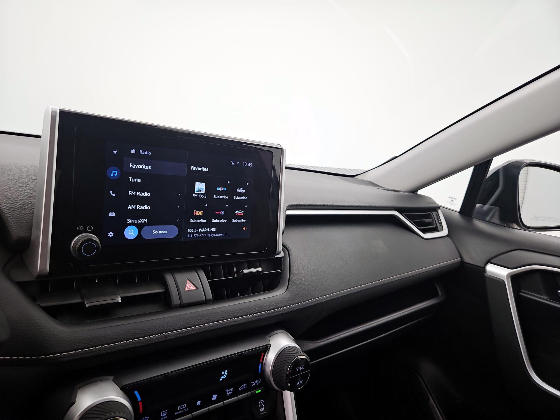 Thumbnail: 2025 Toyota RAV4 - 15