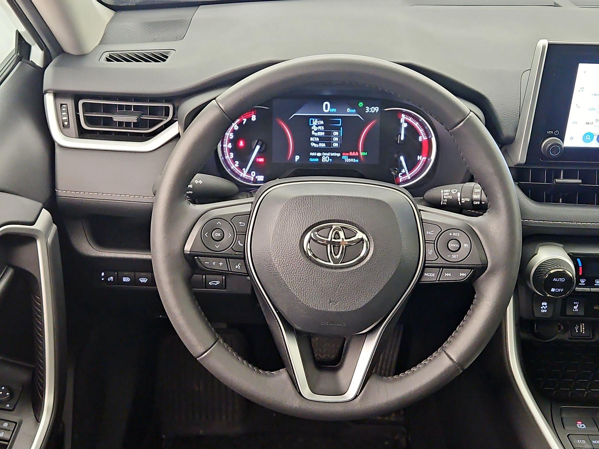 Thumbnail: 2024 Toyota RAV4 - 10