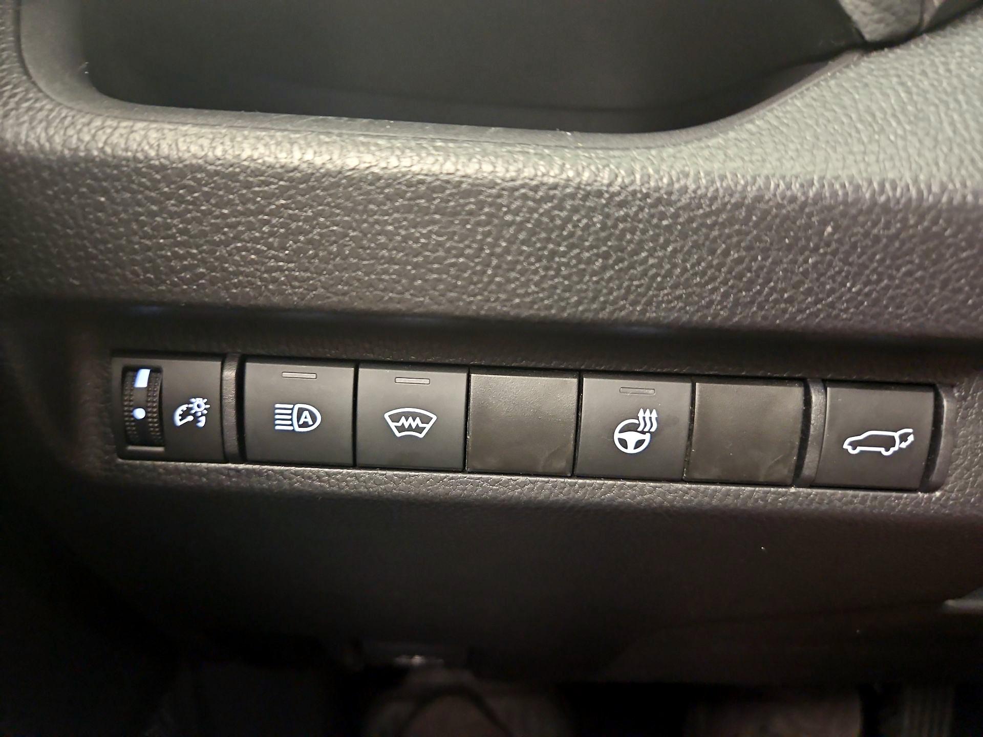 Thumbnail: 2024 Toyota RAV4 - 13