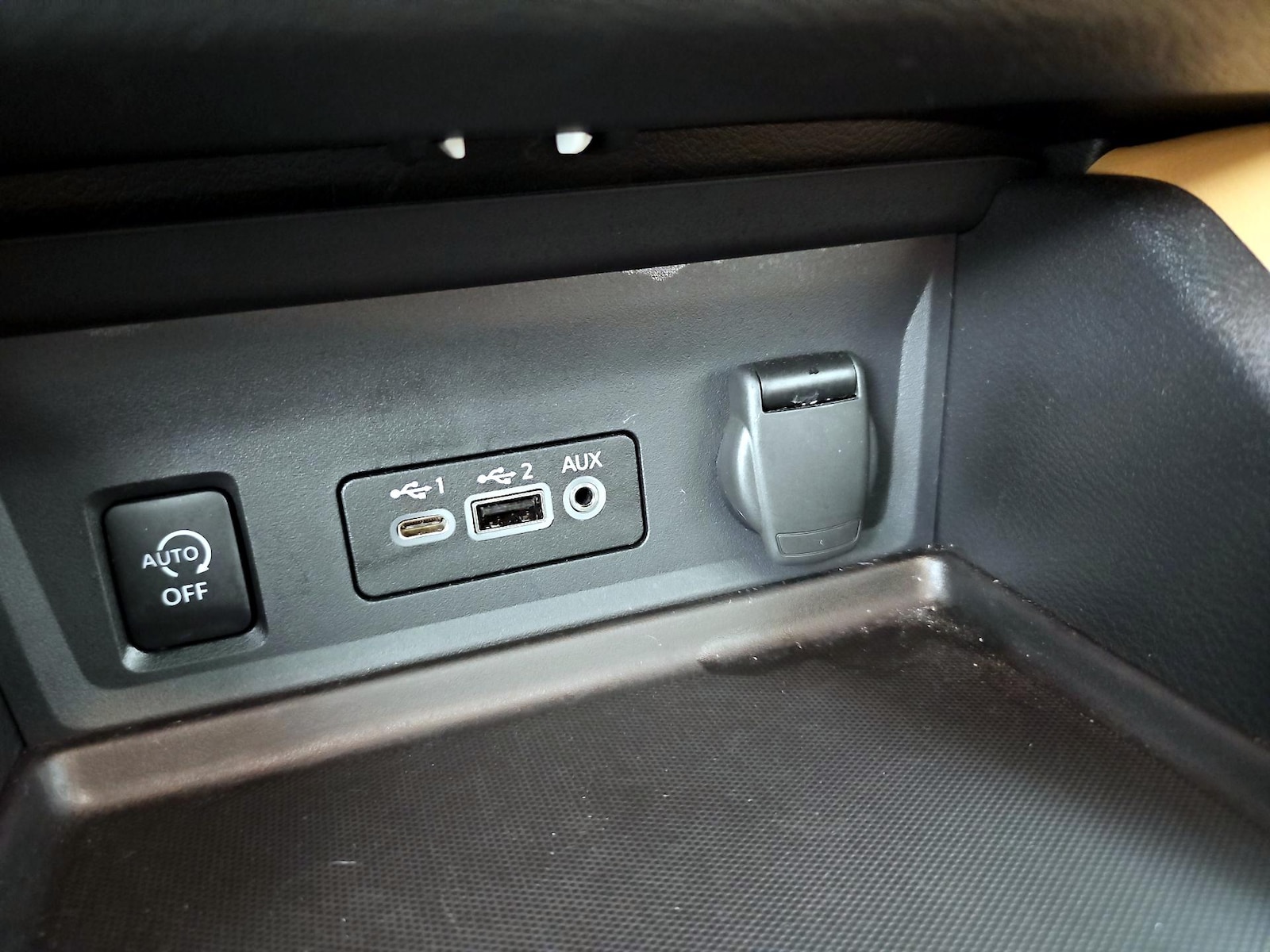 2024 Nissan Sentra SV - Photo 19