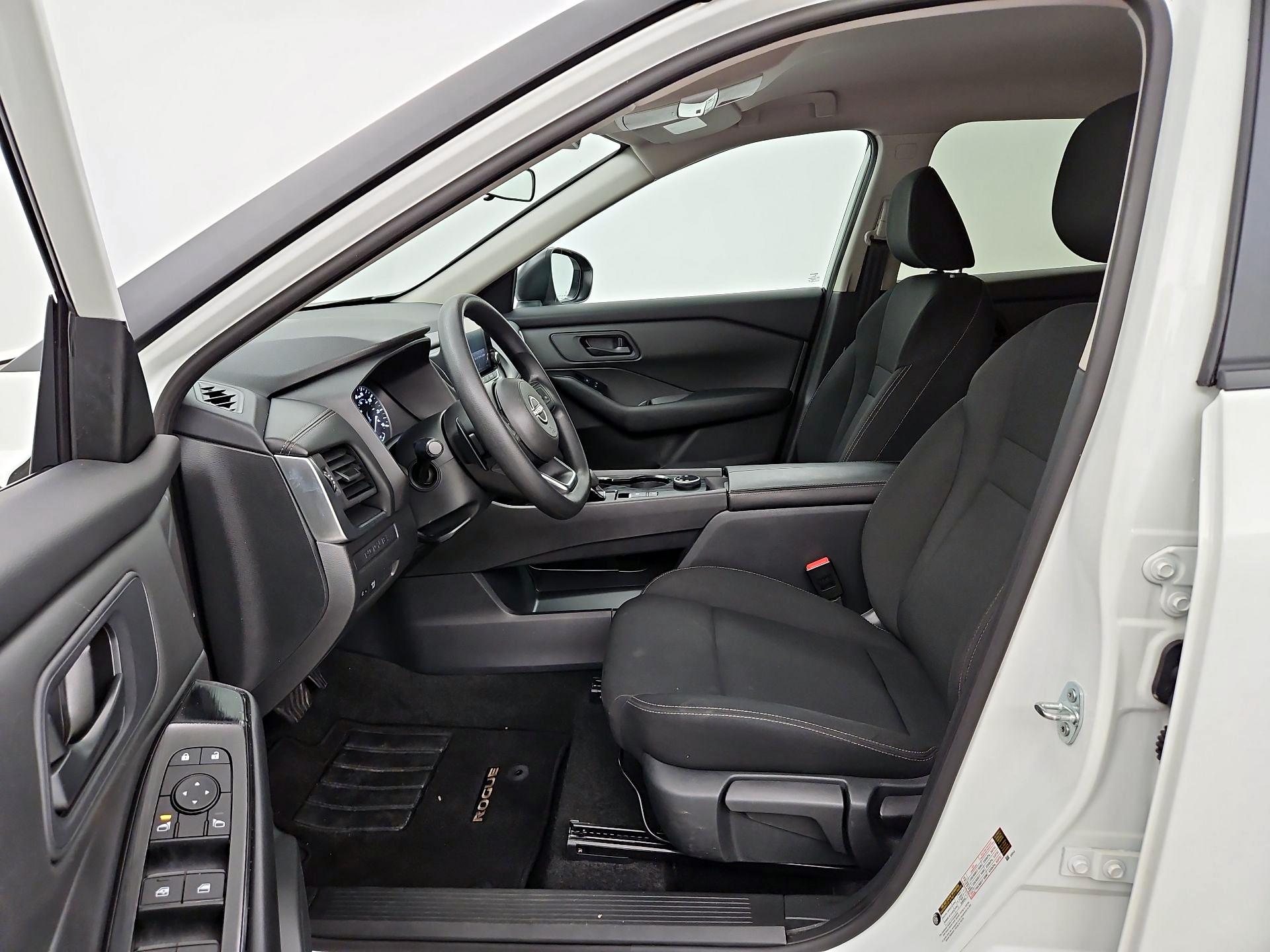 Thumbnail: 2024 Nissan Rogue - 11