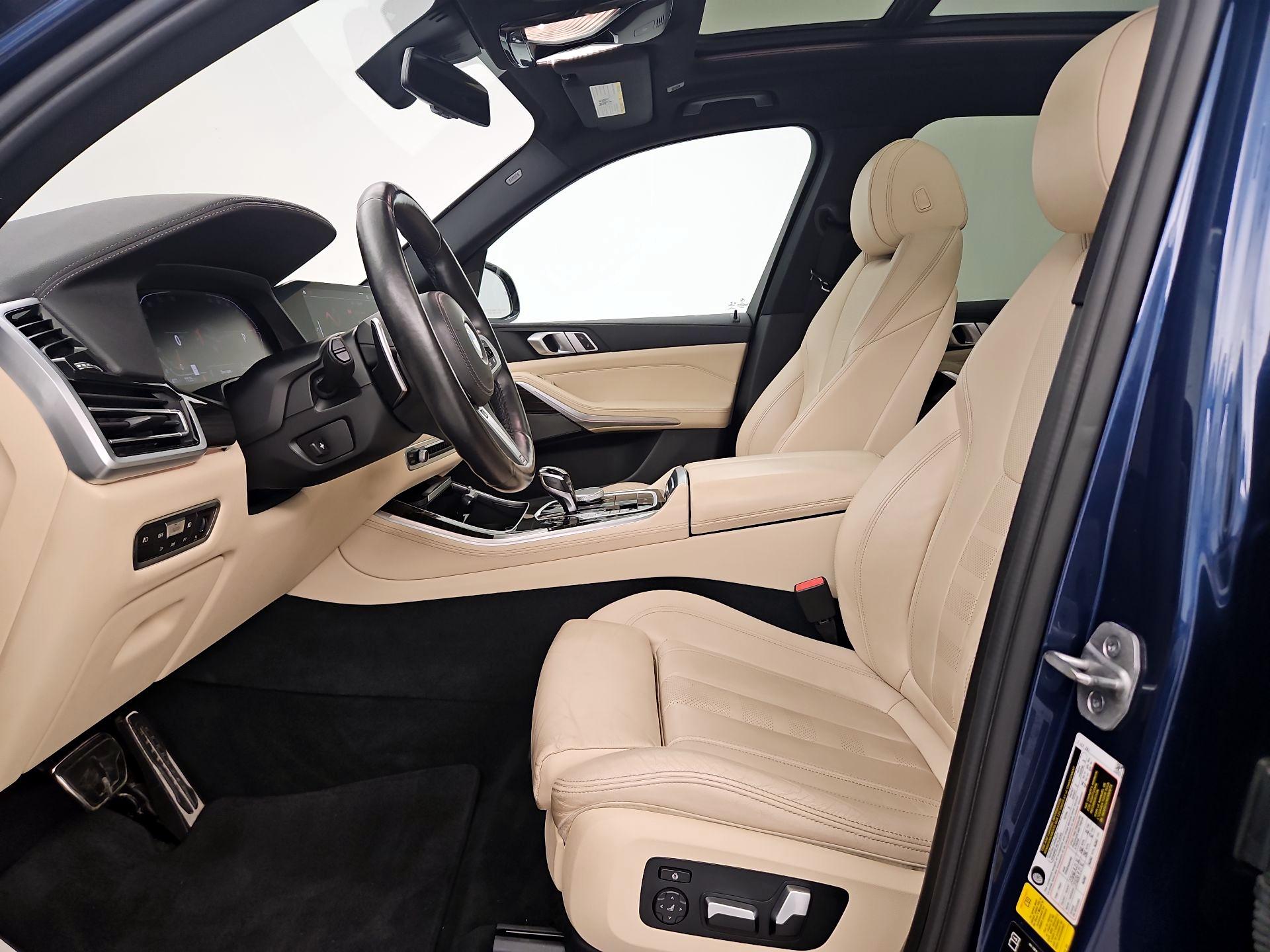 Thumbnail: 2021 BMW X5 - 11