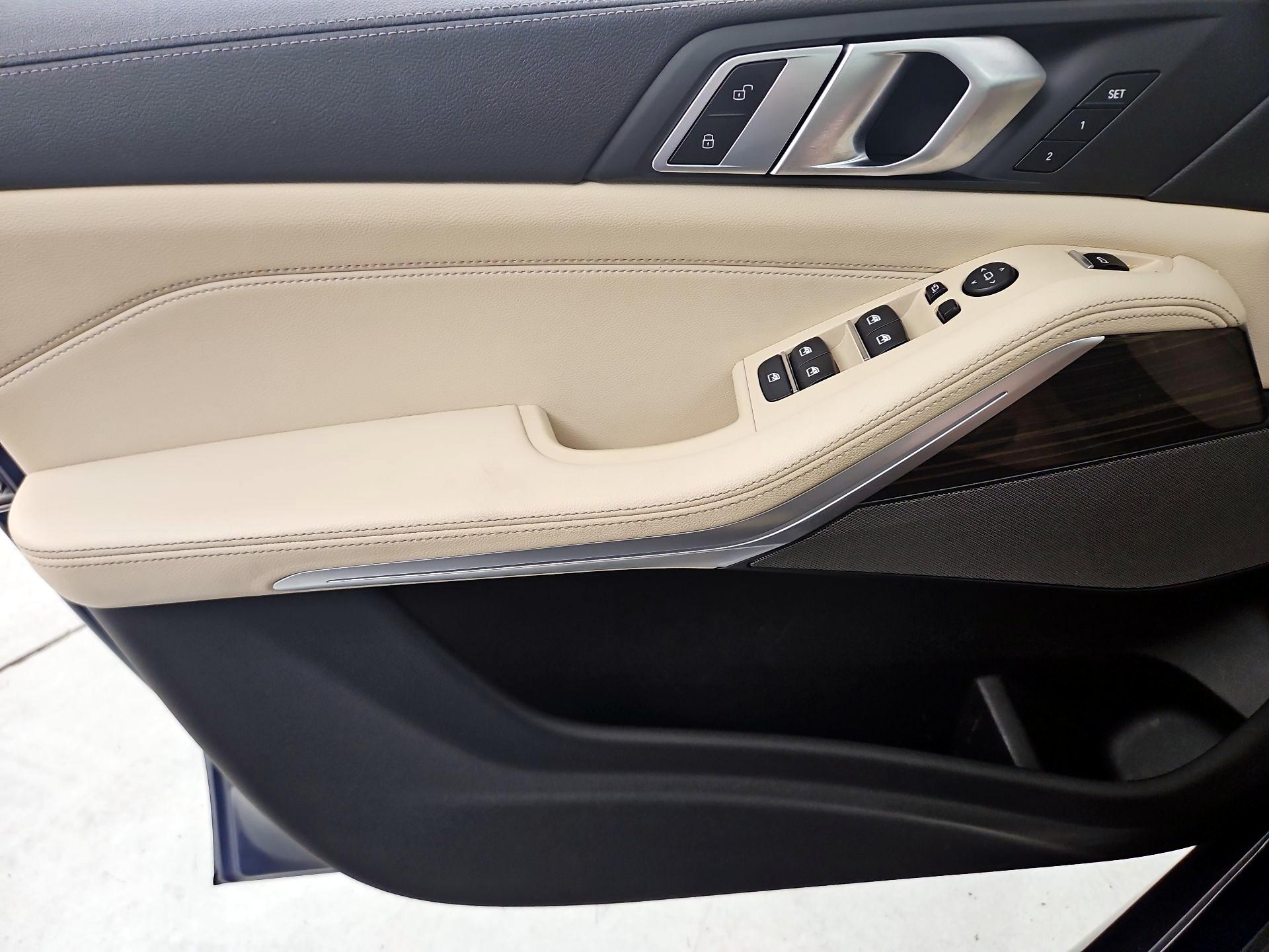 Thumbnail: 2021 BMW X5 - 12