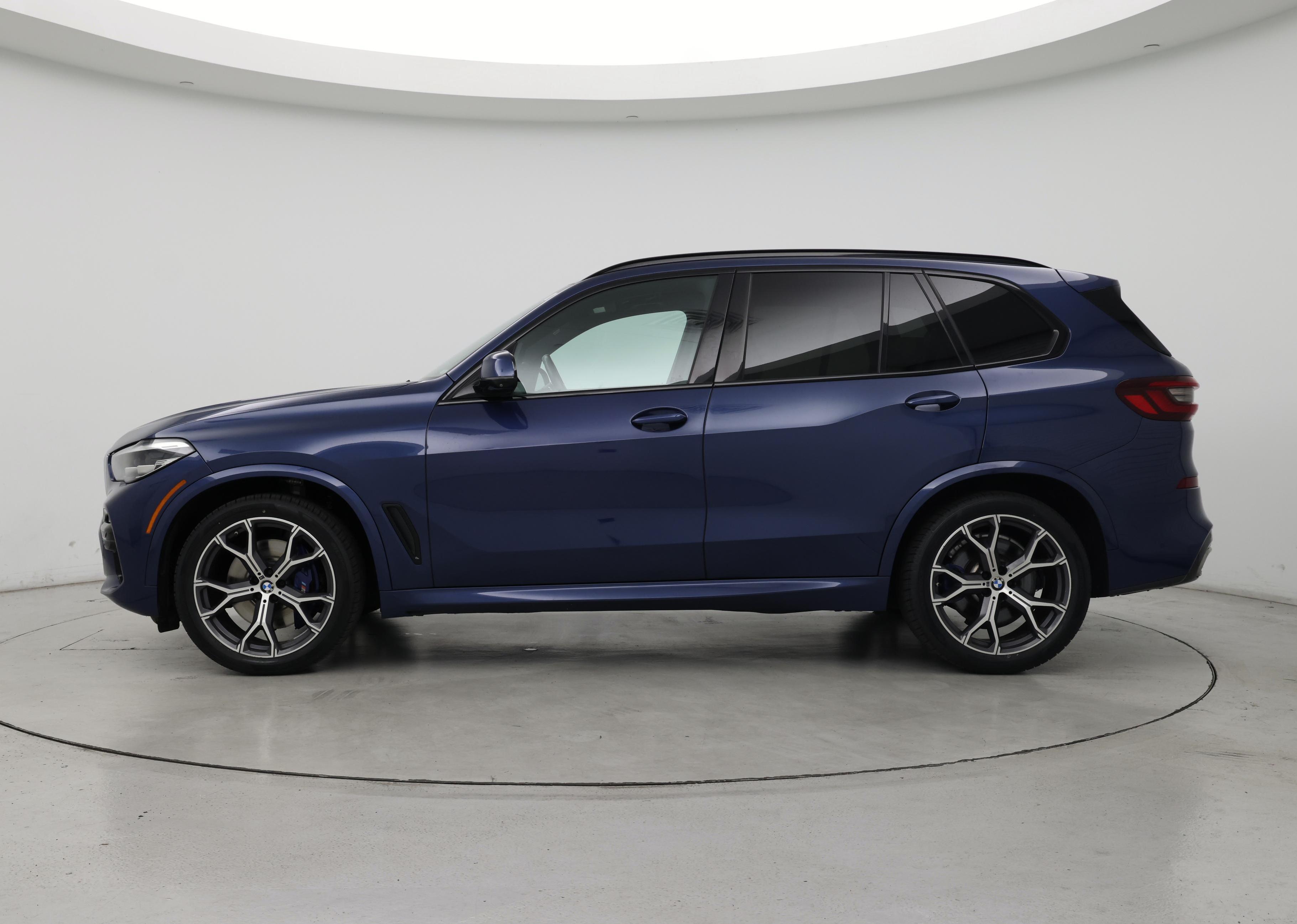 Thumbnail: 2021 BMW X5 - 3