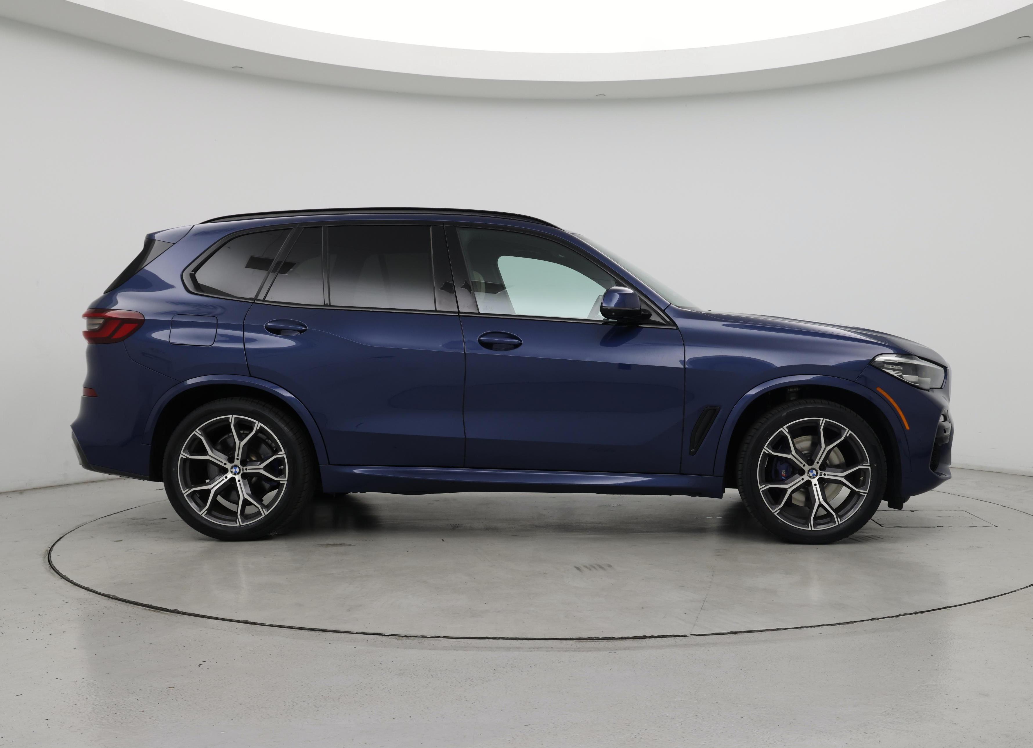 Thumbnail: 2021 BMW X5 - 7