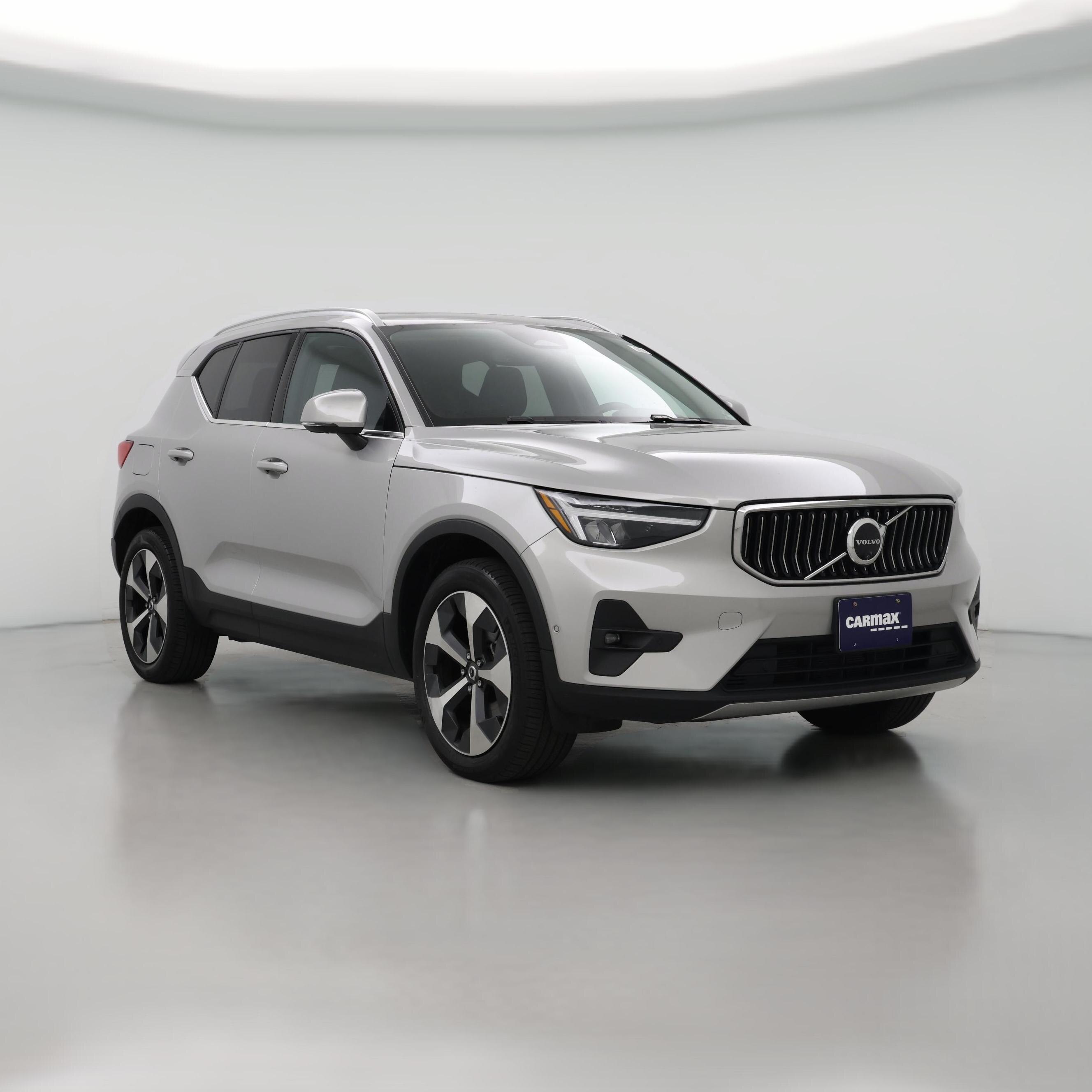 Thumbnail: 2024 Volvo XC40 - 1
