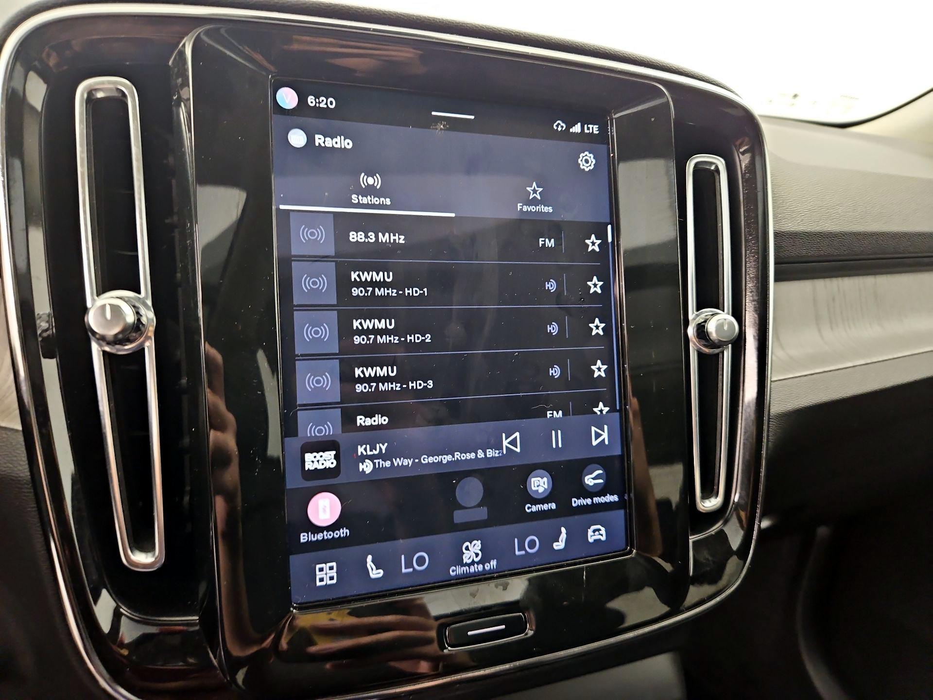 Thumbnail: 2024 Volvo XC40 - 15